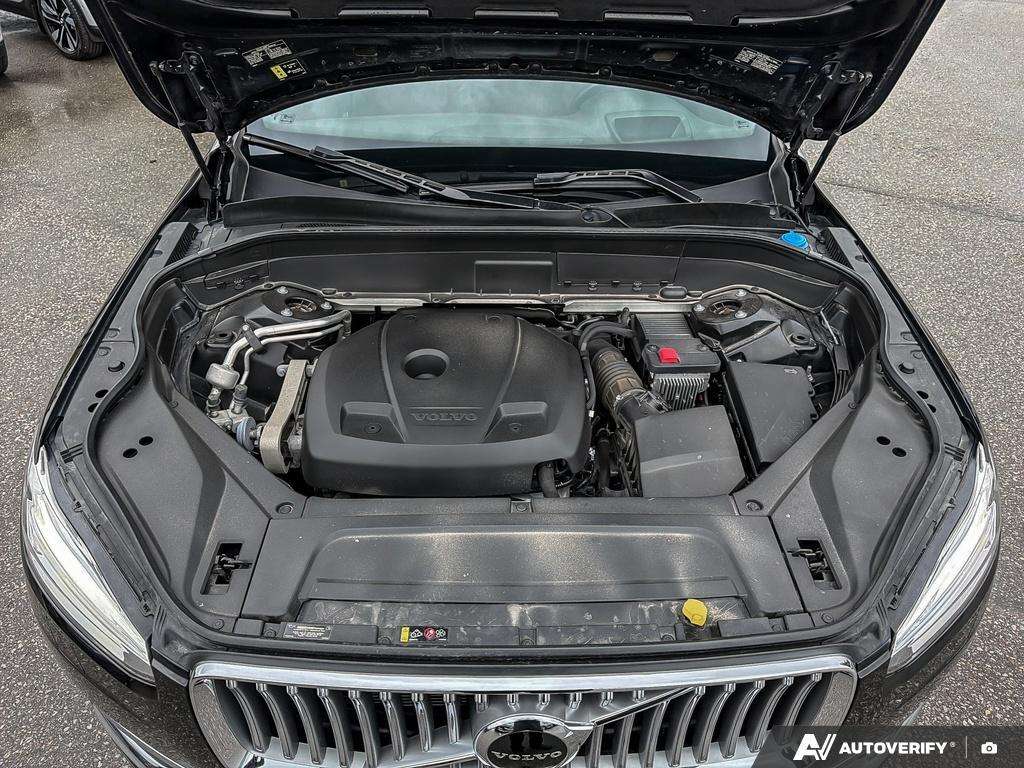 2021 Volvo XC90 T6 Inscription 7 Passenger thumb 8