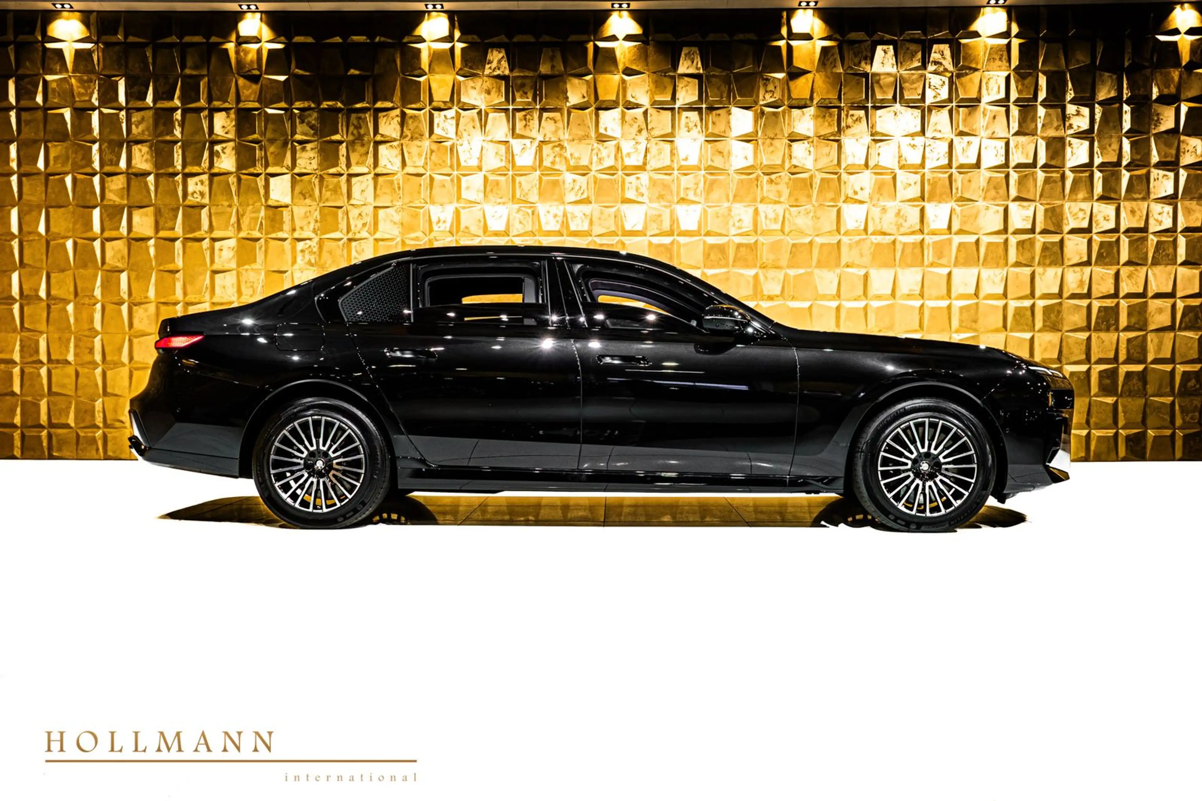 BMW 760 i xDrive PROTECTION VR9 + ARMOURED + — photo 6