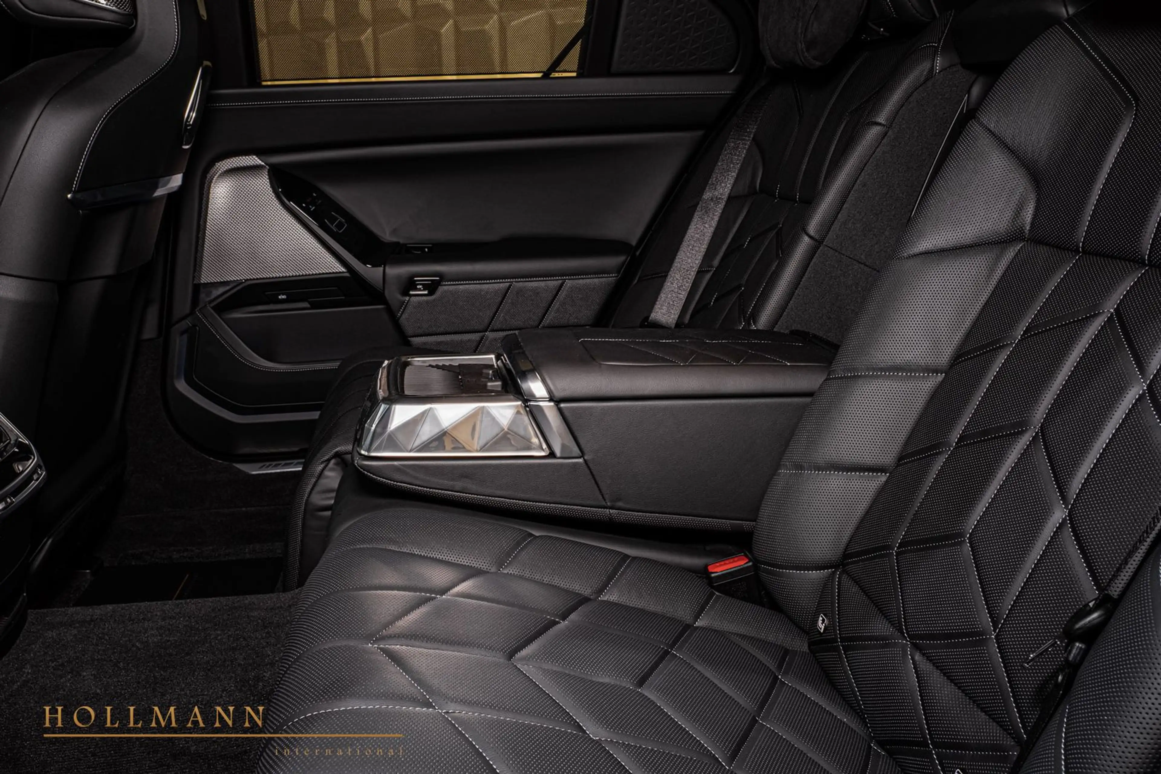 BMW 760 i xDrive PROTECTION VR9 + ARMOURED + — photo 14