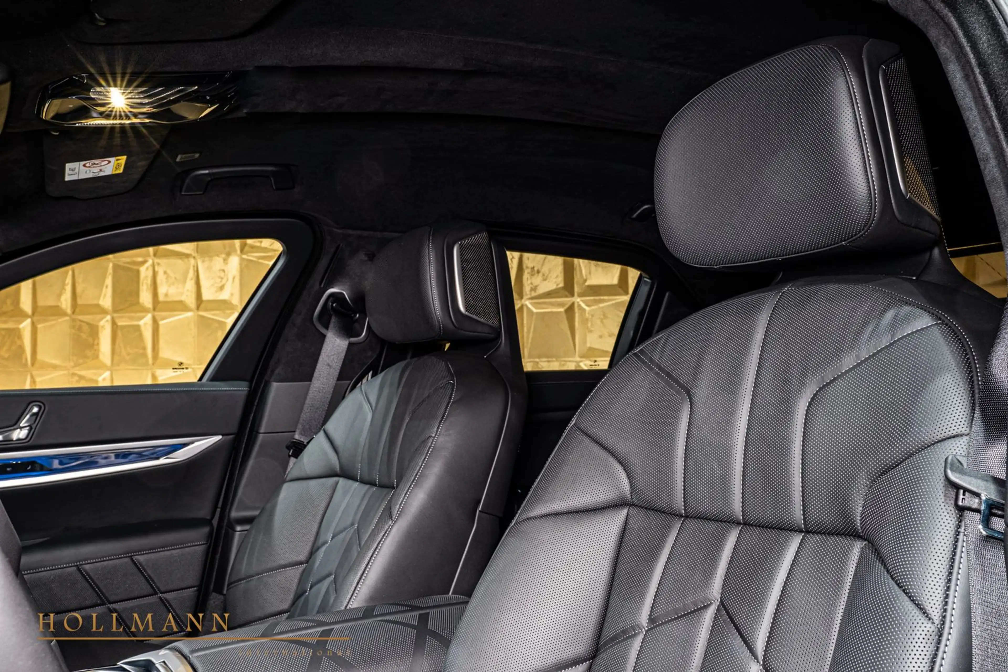 BMW 760 i xDrive PROTECTION VR9 + ARMOURED + — photo 10