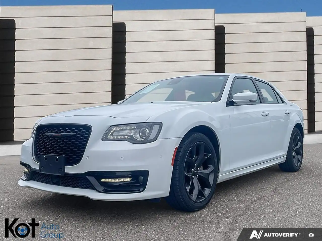 2023 Chrysler 300