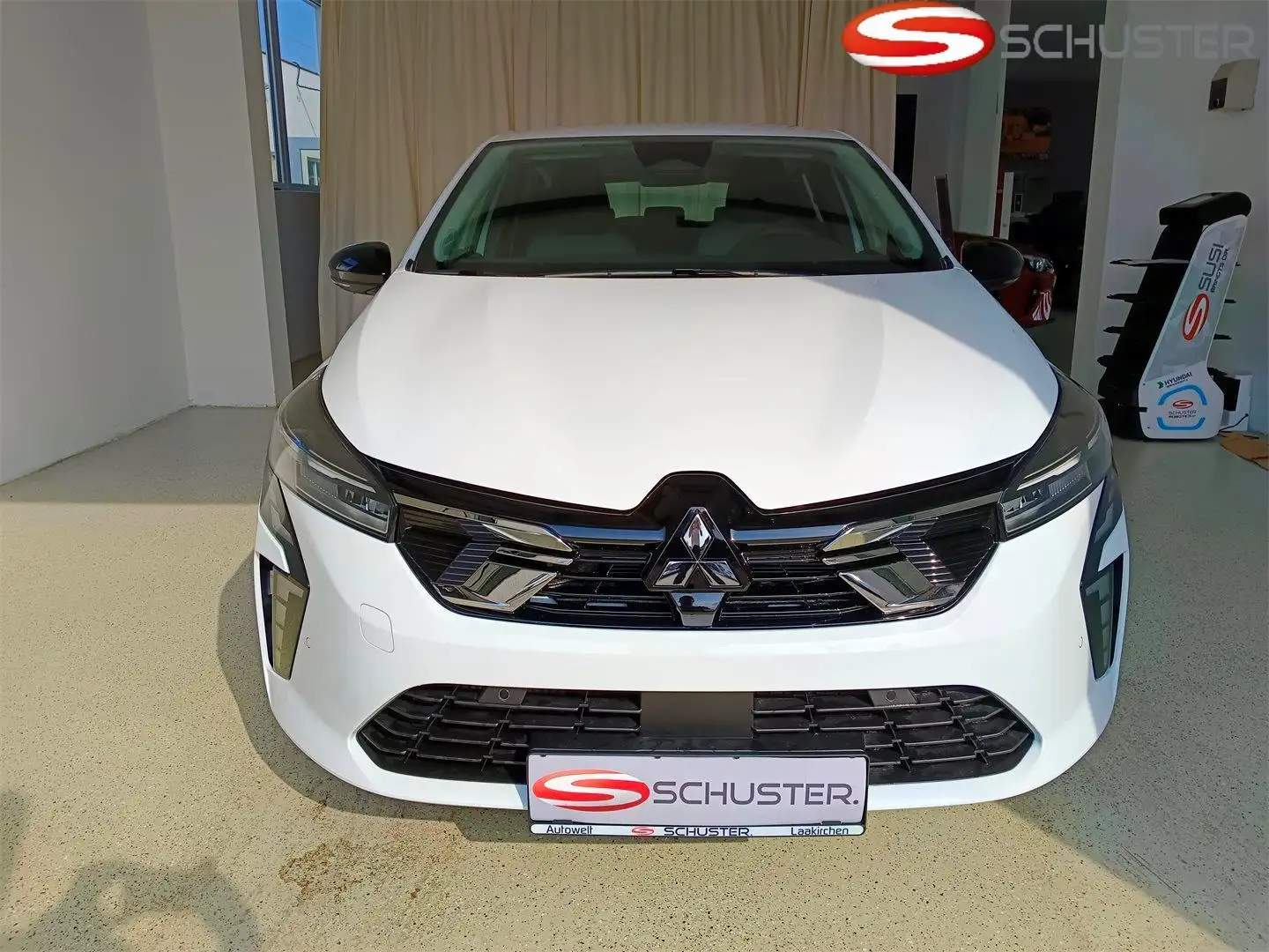 Mitsubishi Colt 1,0 MPI Turbo Invite C 25 Weiß - 1