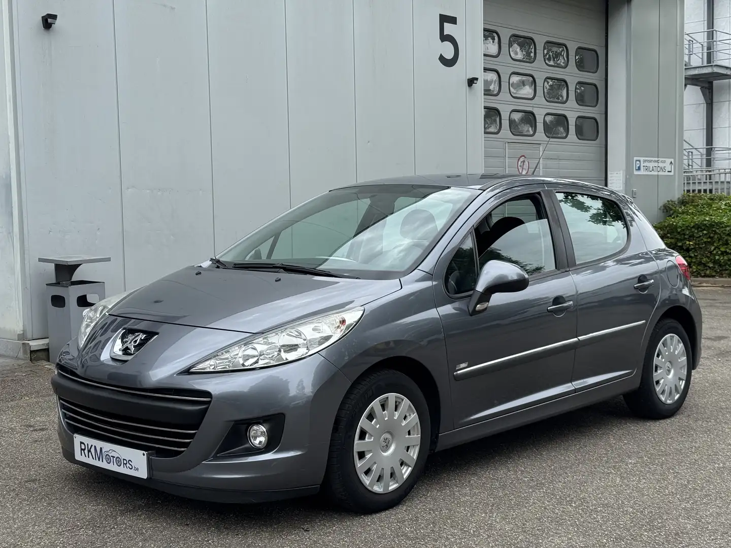 Peugeot 207 90 HDi FAP urban-Line 99g Grijs - 1