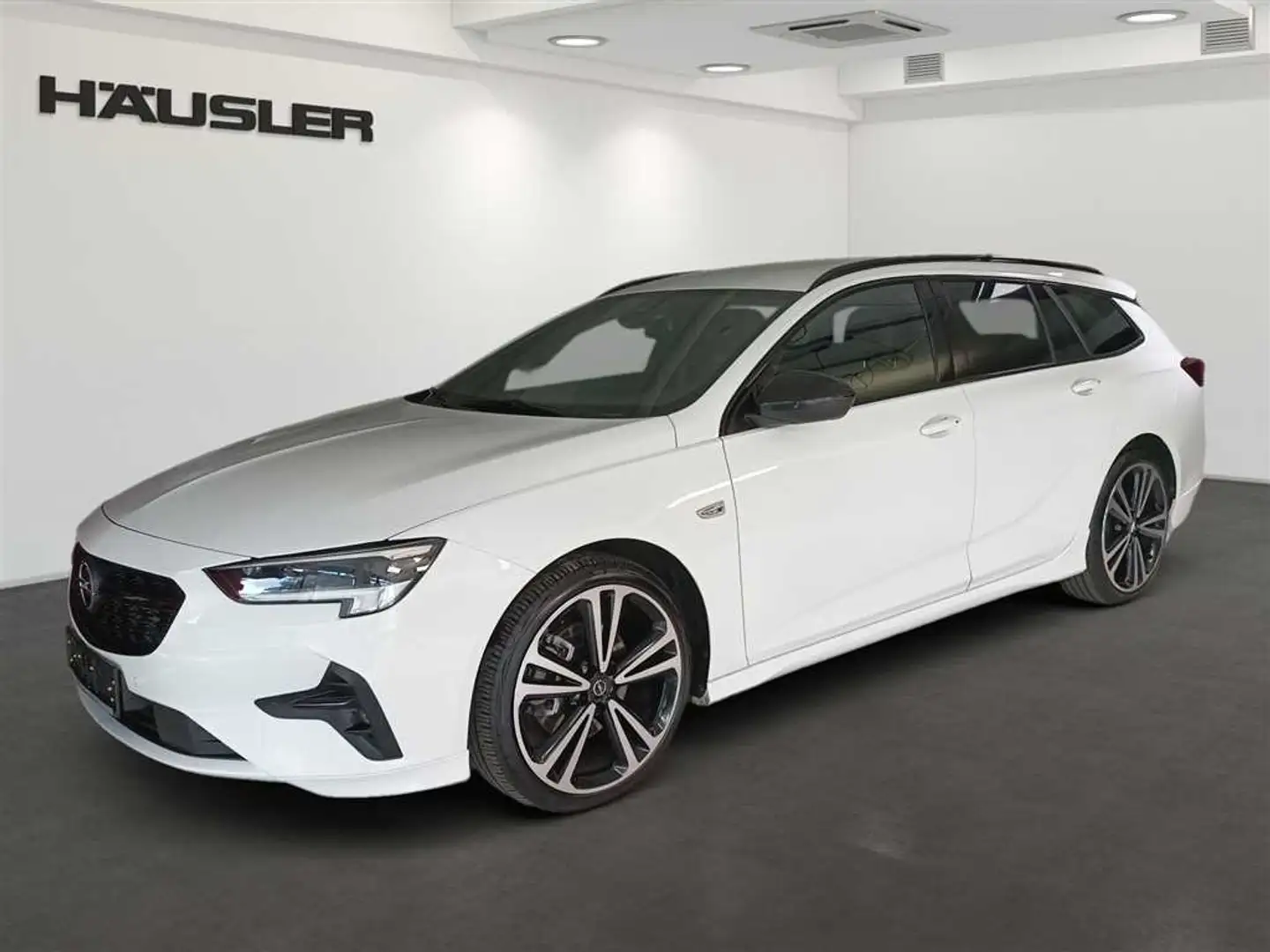 Opel Insignia ST Ultiumate 2.0 AWD Automatik AHK Leder Kamera Weiß - 1