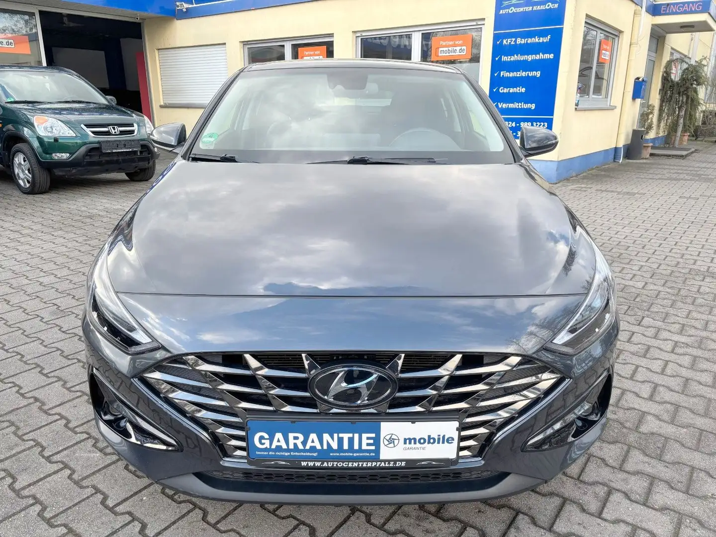 Hyundai i30 FASTBACK - PRIME AUTO. VOLLAUSSTATTUNG! Grau - 2