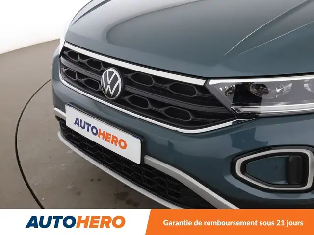 Volkswagen T-Roc view 29