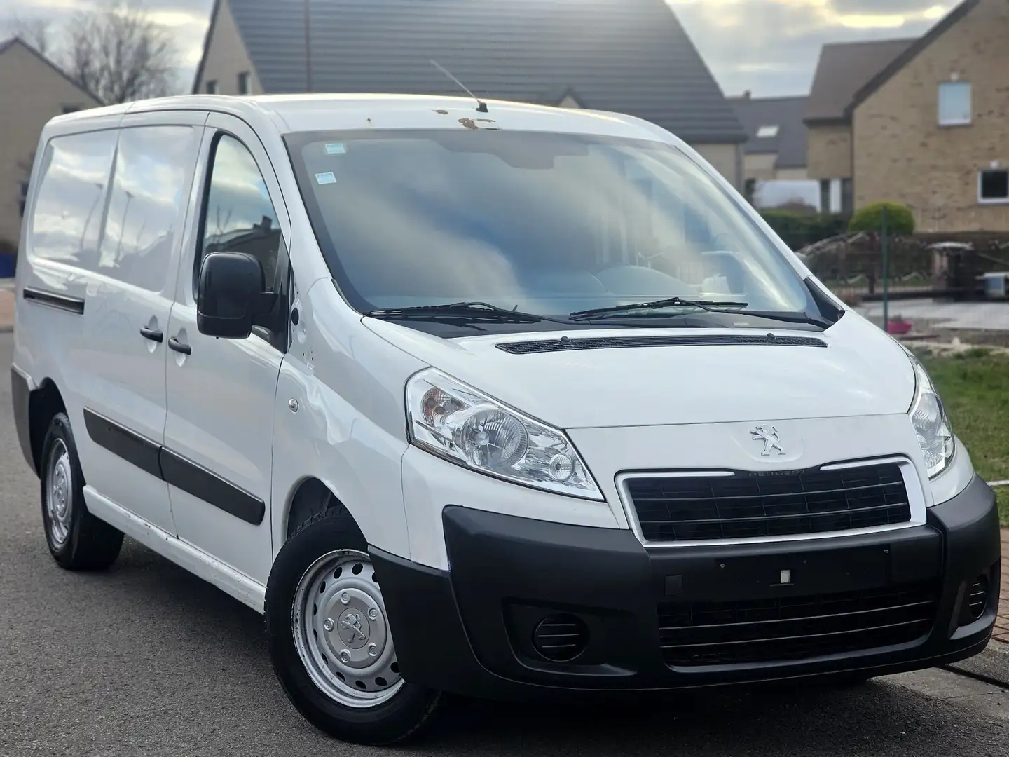 Peugeot Expert 2.0 HDi EURO 5 LONG CHÂSSIS Wit - 1