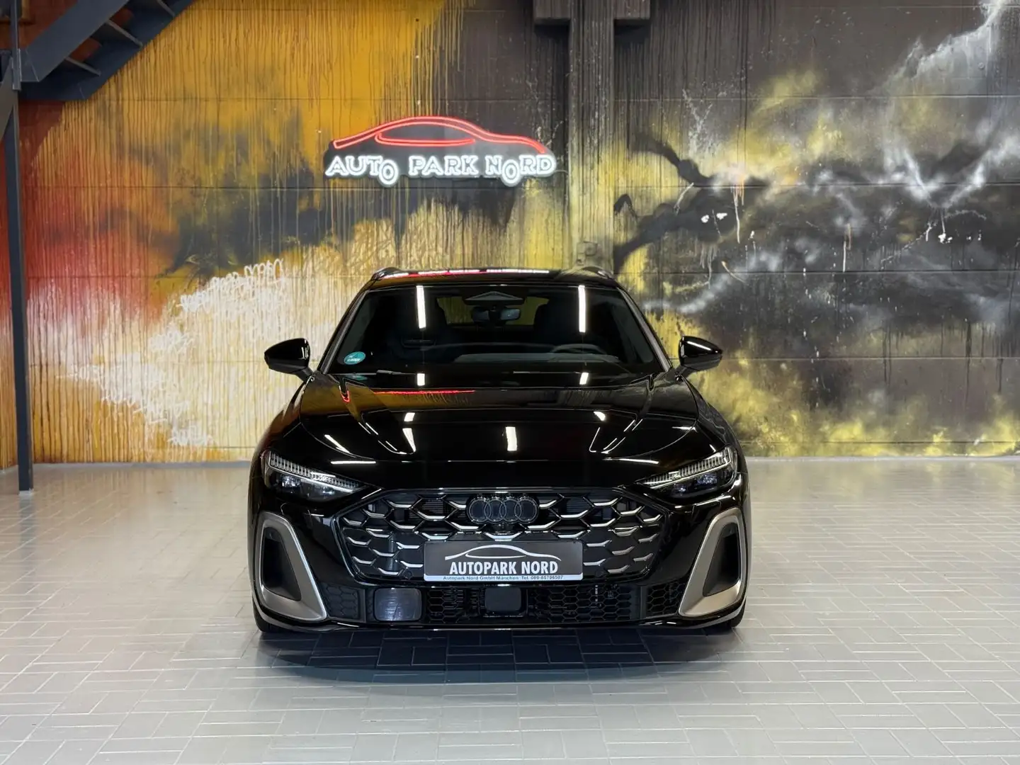 Audi S5 Avant TFSI 270 kW quattro edition one Schwarz - 2