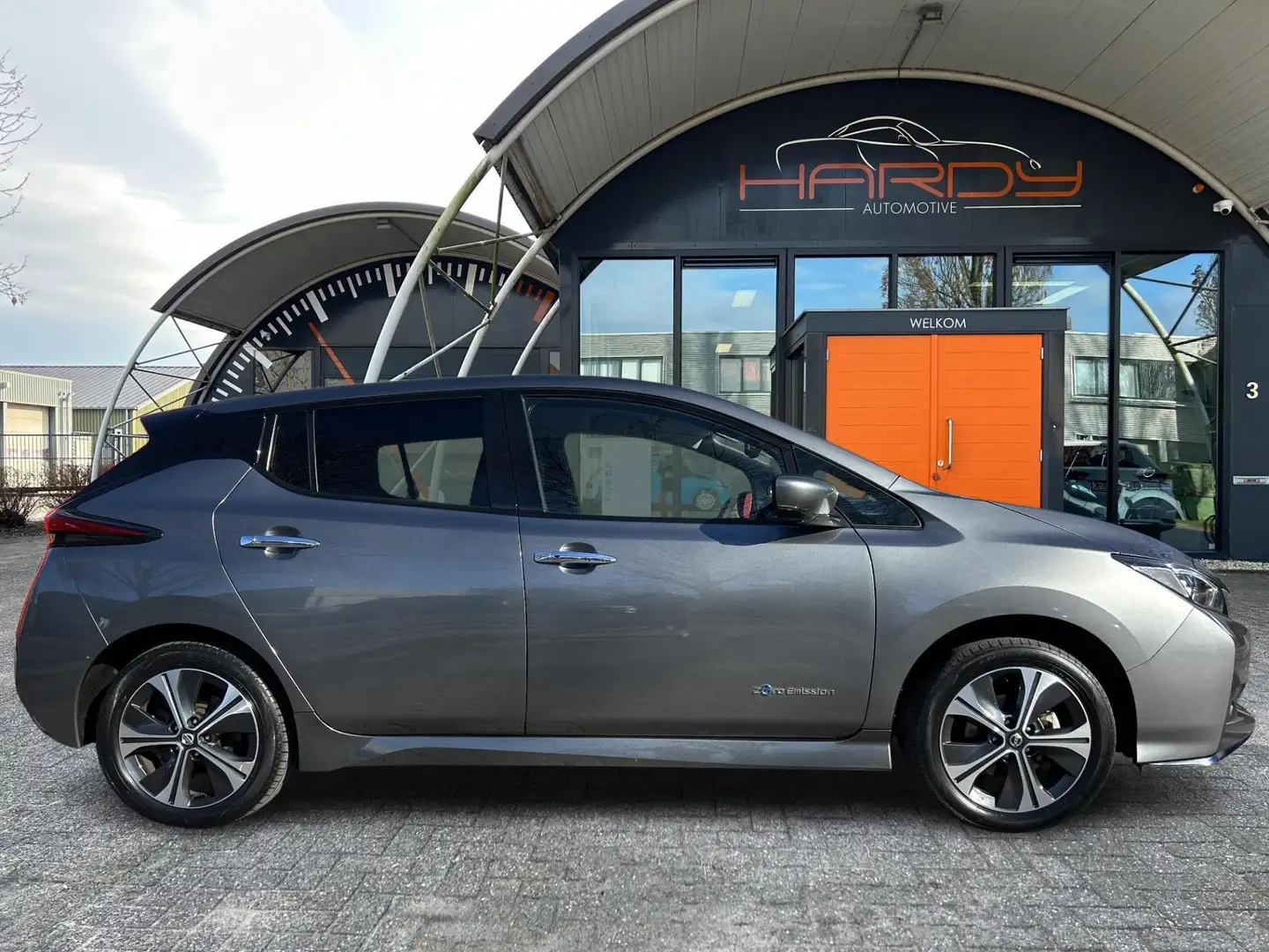 Nissan Leaf 3.Zero Limited Edition 62 kWh 93% SOH Bose Leer NL Grijs - 2