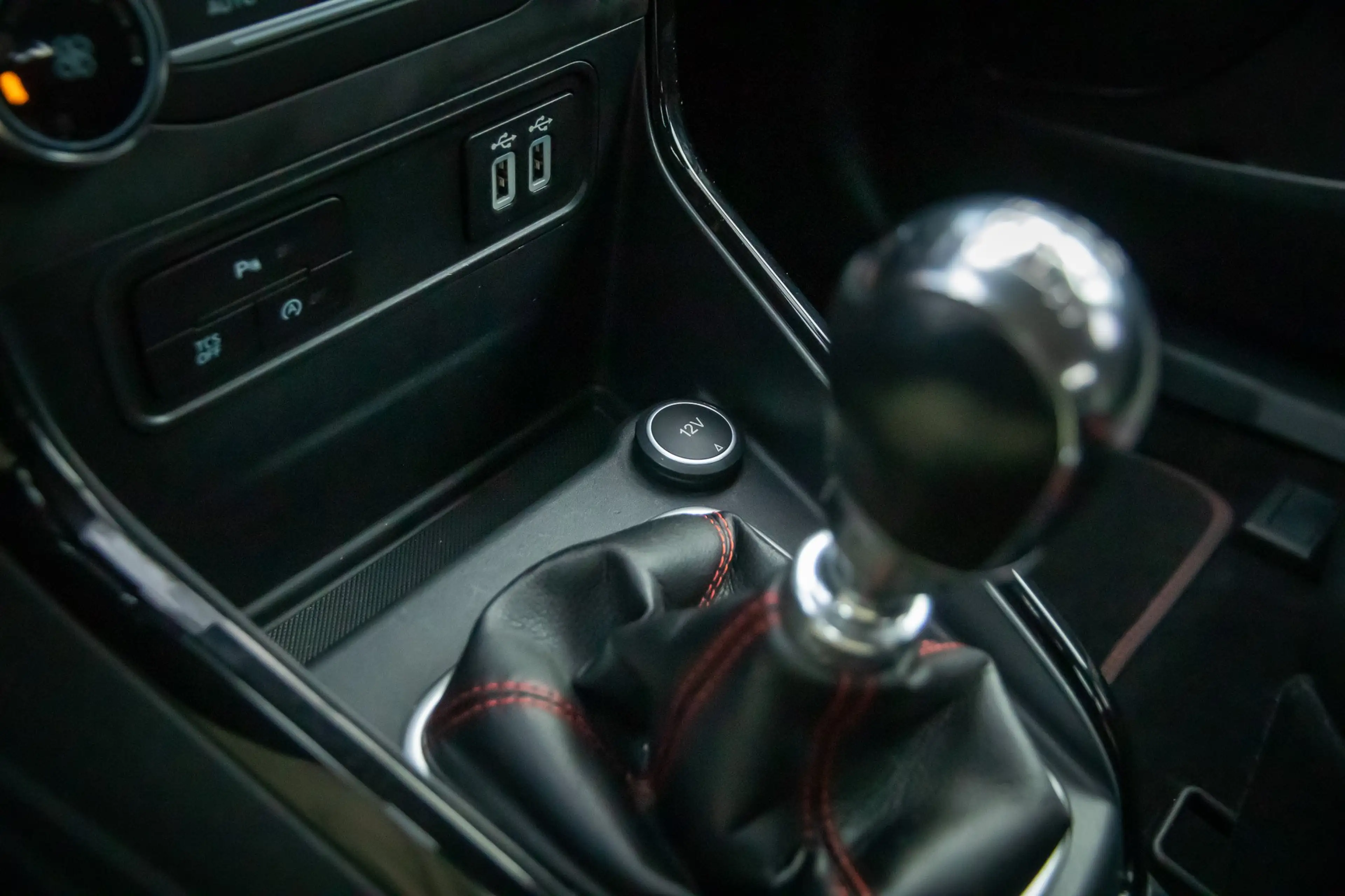 Ford EcoSport 1.0 EcoBoost ST-Line Black | Cruise Control | Airc — photo 28
