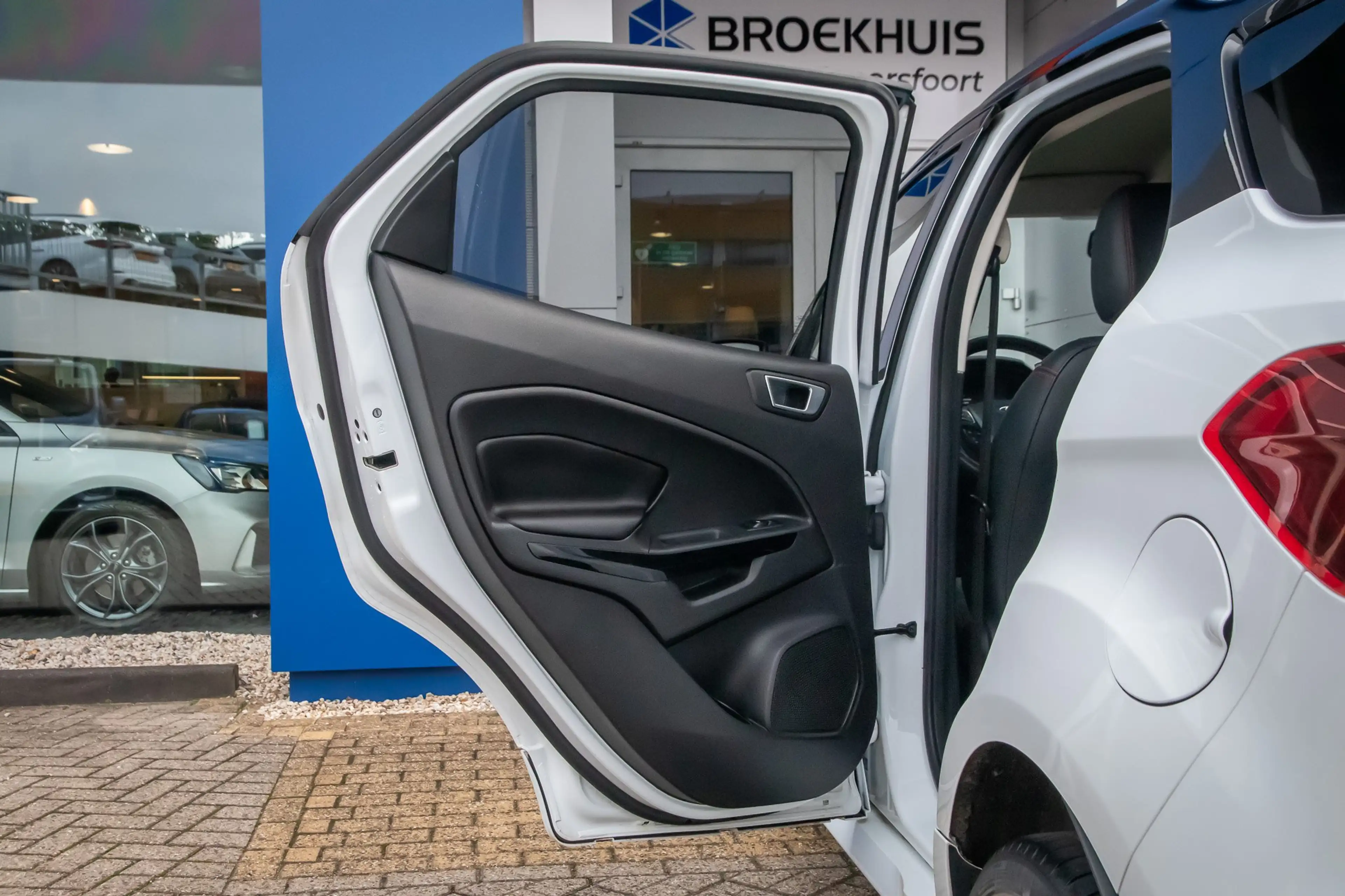 Ford EcoSport 1.0 EcoBoost ST-Line Black | Cruise Control | Airc — photo 16