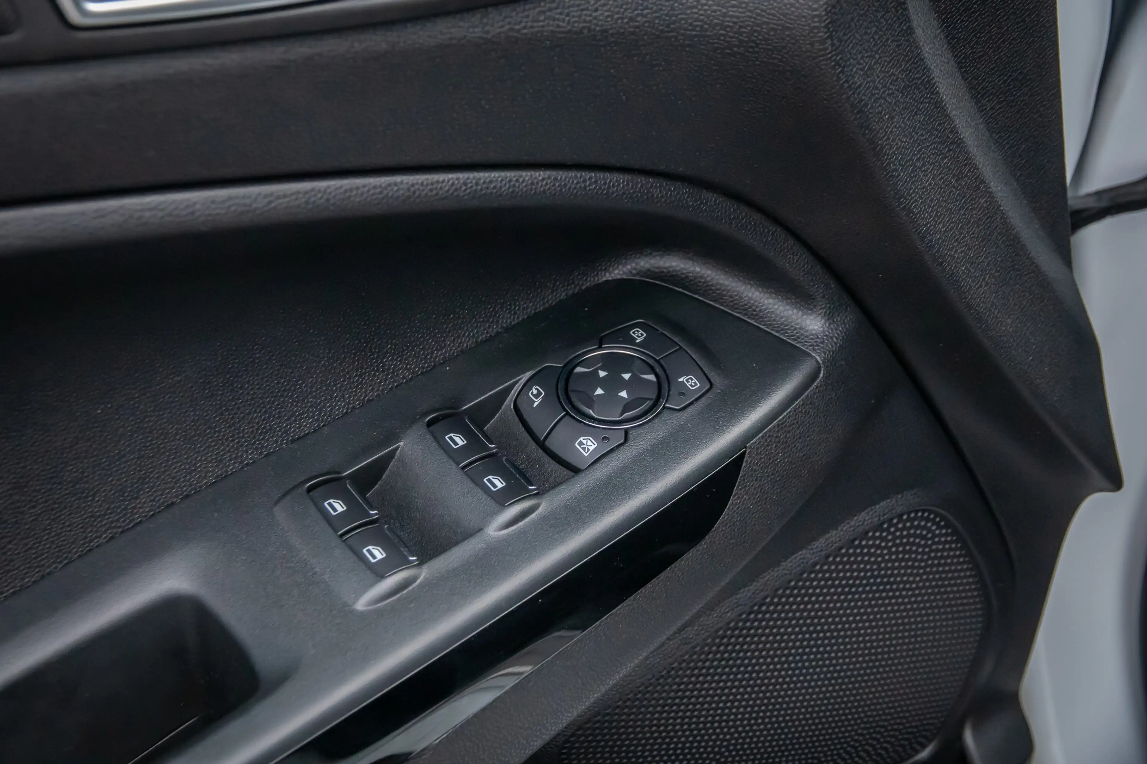 Ford EcoSport 1.0 EcoBoost ST-Line Black | Cruise Control | Airc — photo 11
