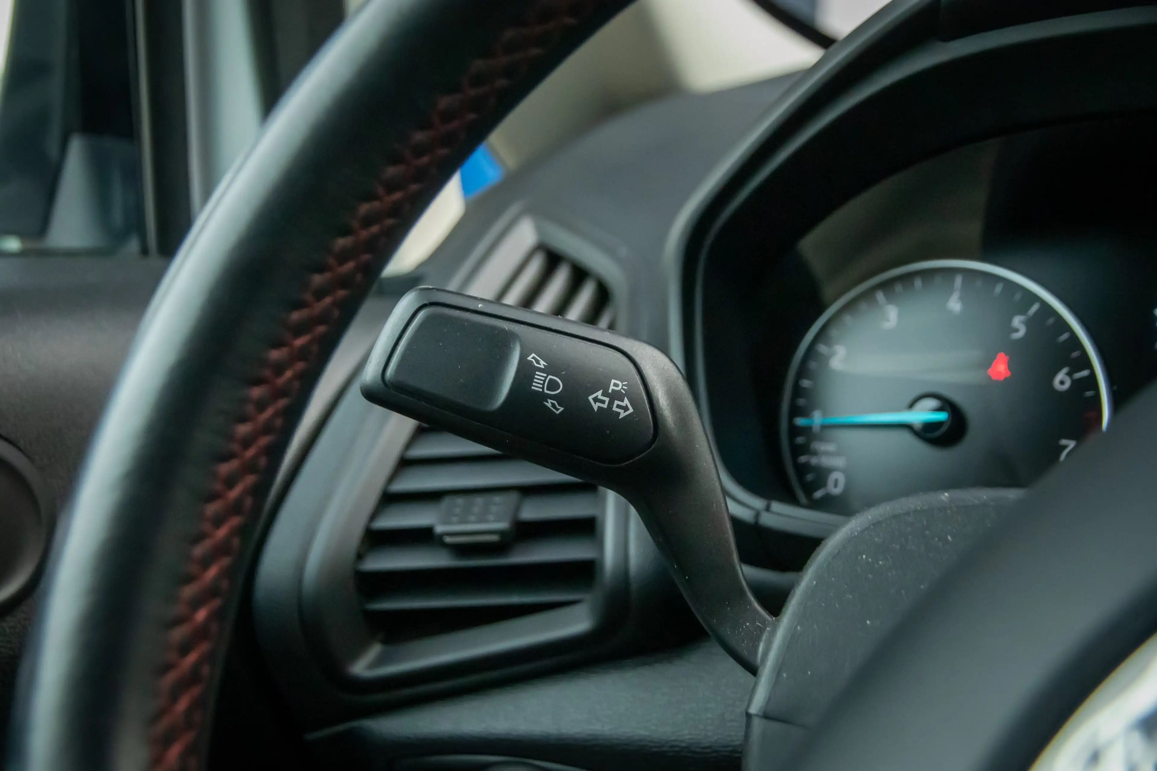 Ford EcoSport 1.0 EcoBoost ST-Line Black | Cruise Control | Airc — photo 21