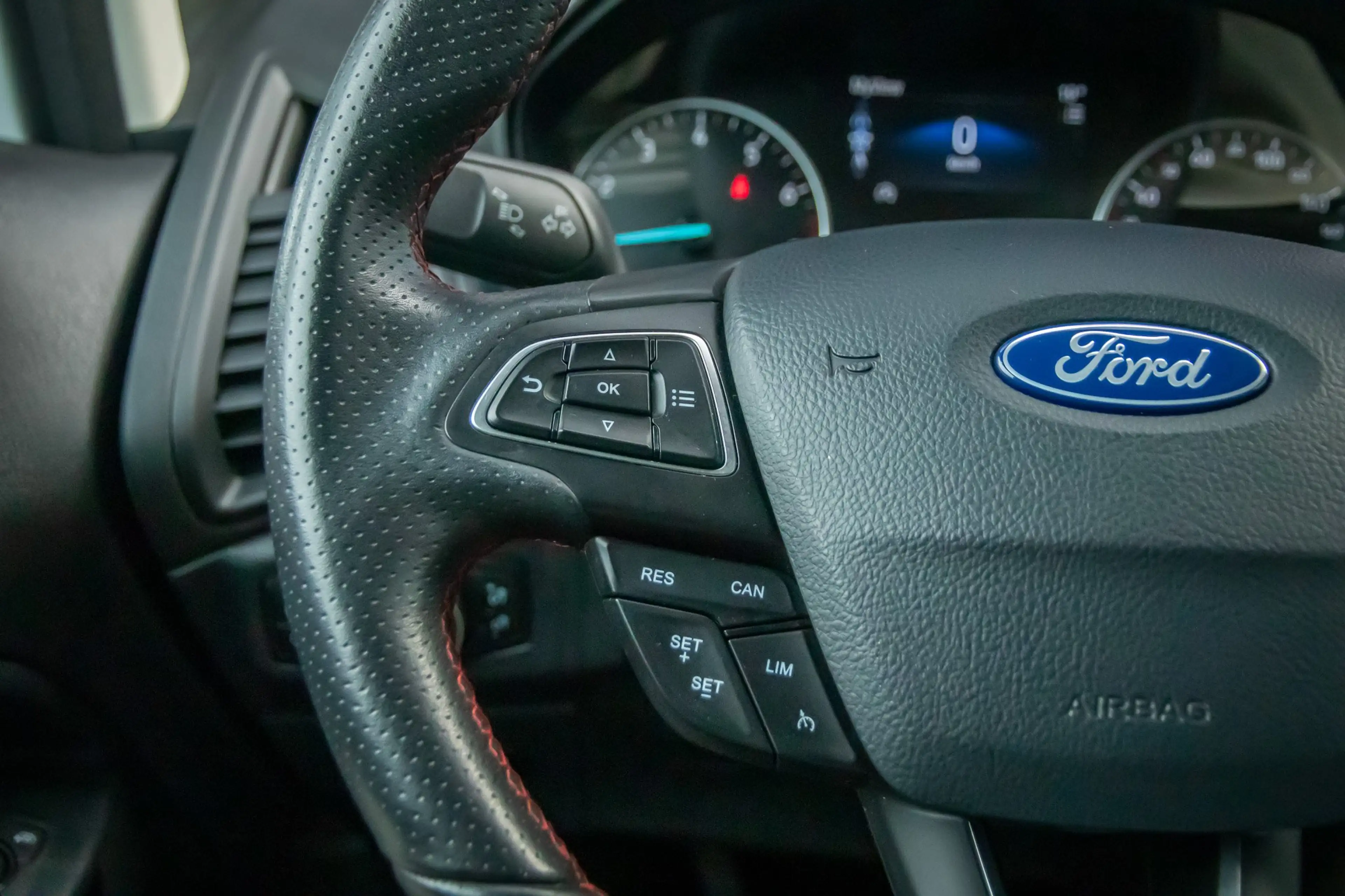 Ford EcoSport 1.0 EcoBoost ST-Line Black | Cruise Control | Airc — photo 22