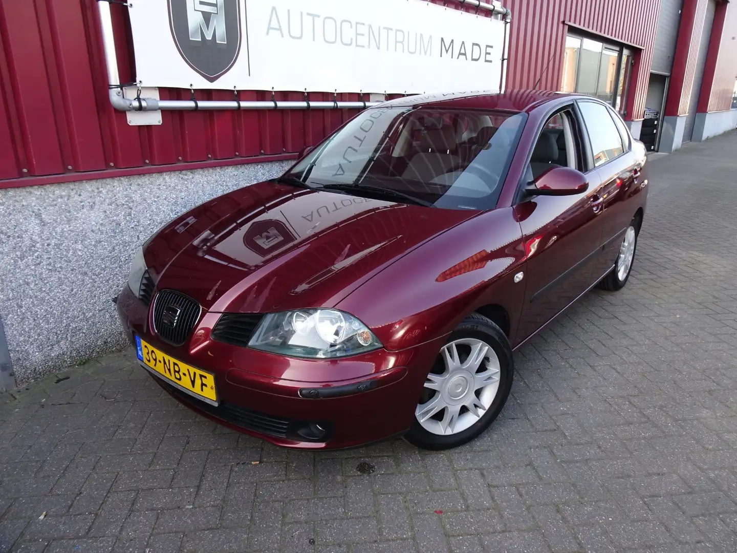 SEAT Cordoba 1.4-16V Signo Rouge - 1