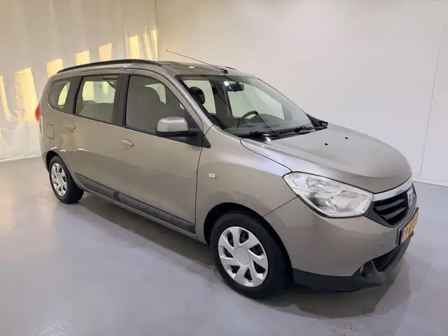 Dacia Lodgy 1.2 TCe Laureate 5-Pers Airco