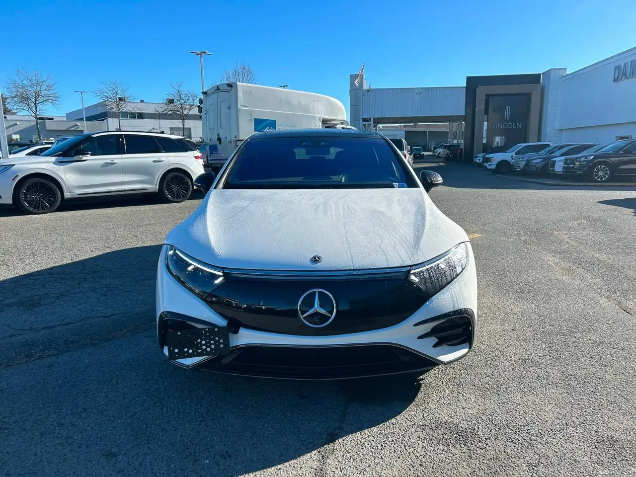 Mercedes-Benz EQS снимка Mercedes-Benz EQS