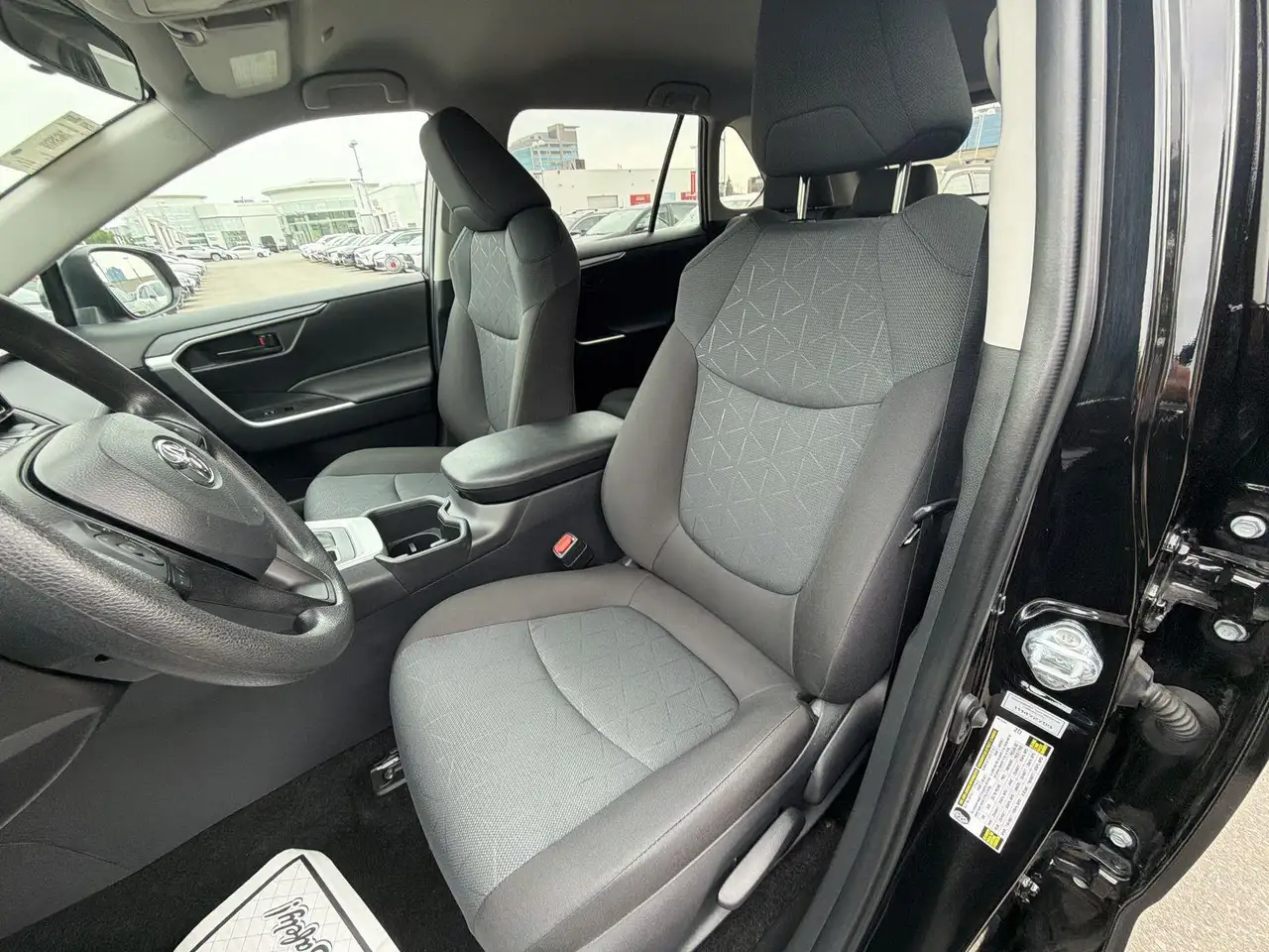 Toyota RAV 4 photo Toyota RAV 4