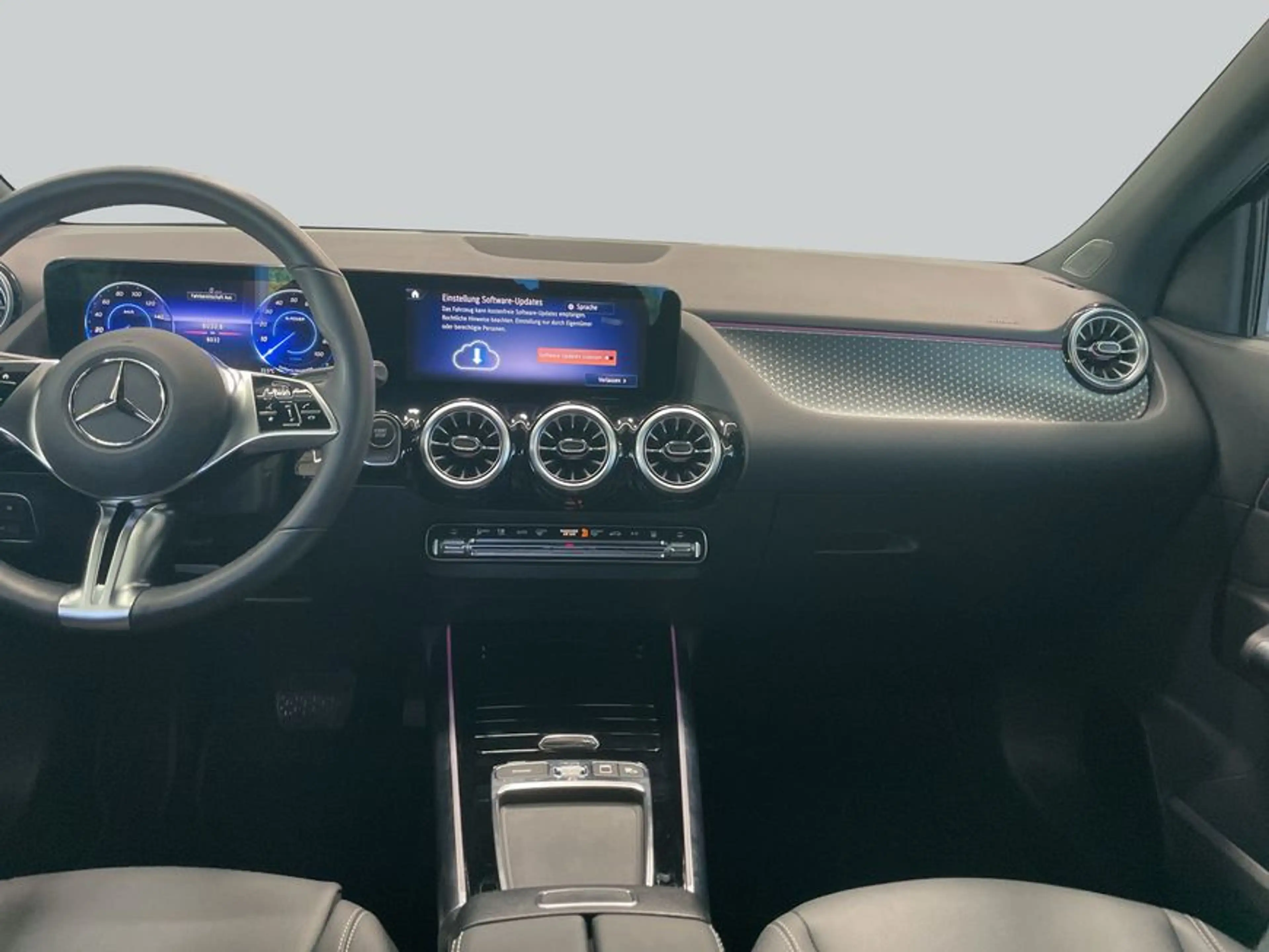 Mercedes-Benz EQA 250 EQA — photo 15