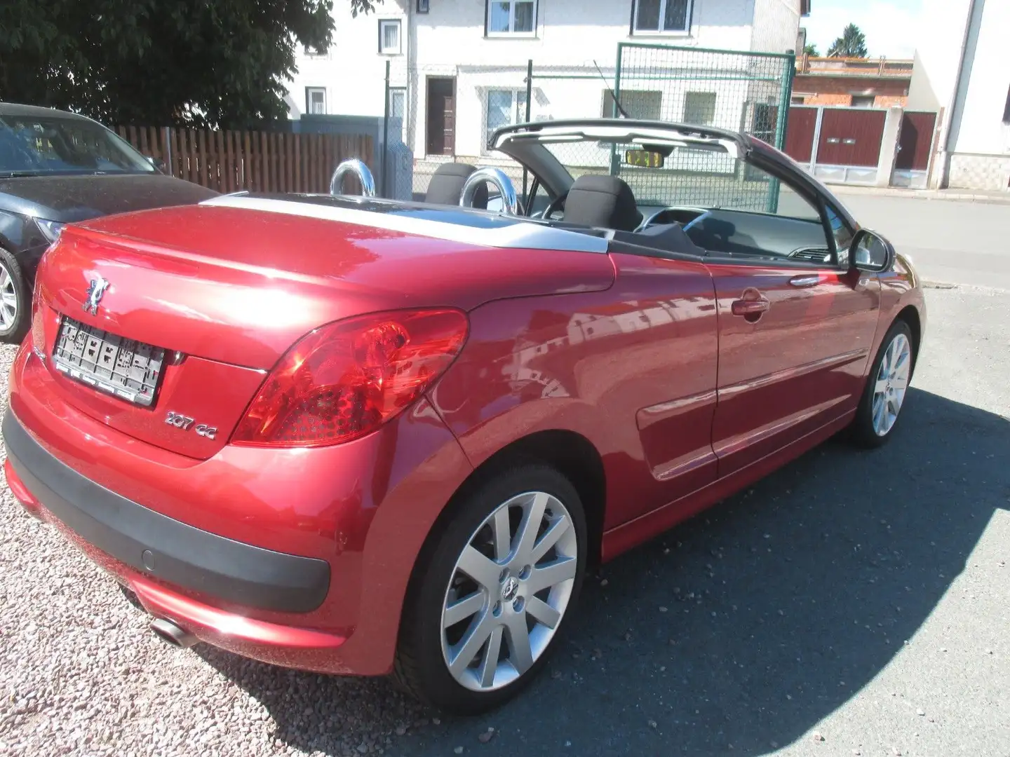 Peugeot 207 CC Cabrio-Coupe Sport Rot - 2