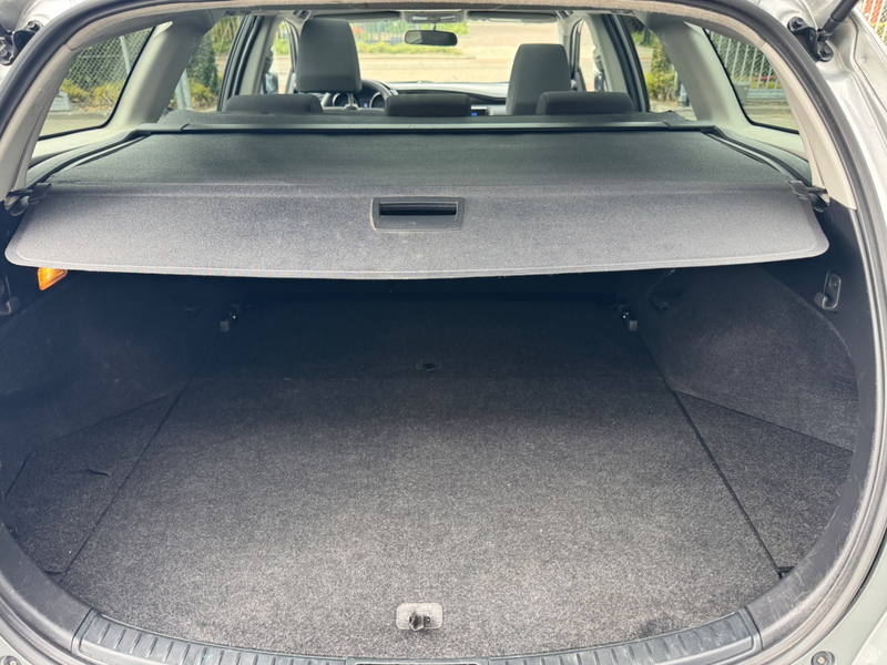 Toyota Auris Touring Sports 1.8 Hybrid Lease — photo 13