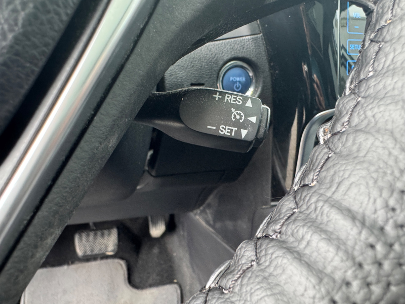 Toyota Auris Touring Sports 1.8 Hybrid Lease — photo 19