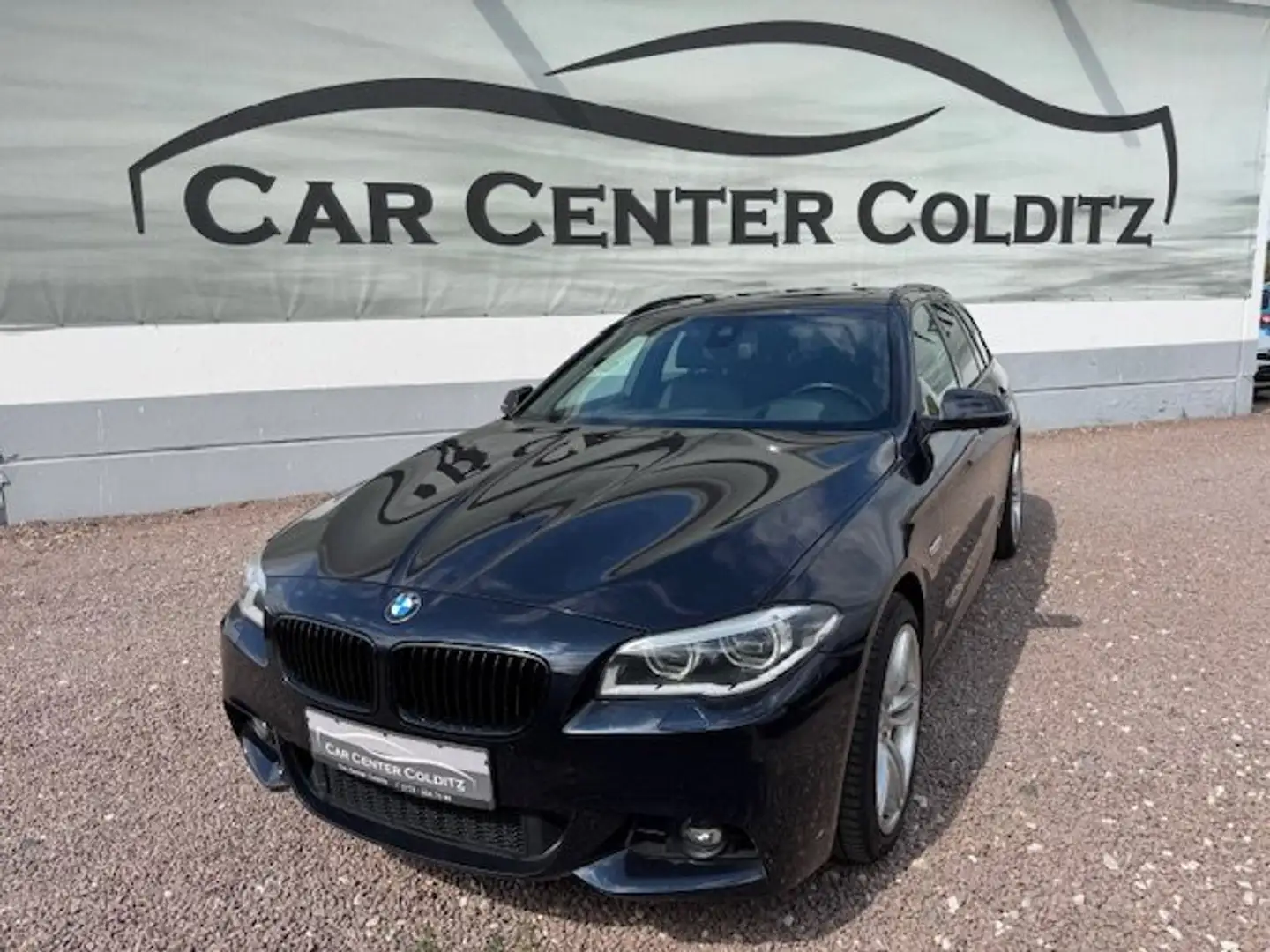 BMW 530 530d xDrive*M-Paket*HUD*LED*Assist*Pano*Kessy* Schwarz - 1