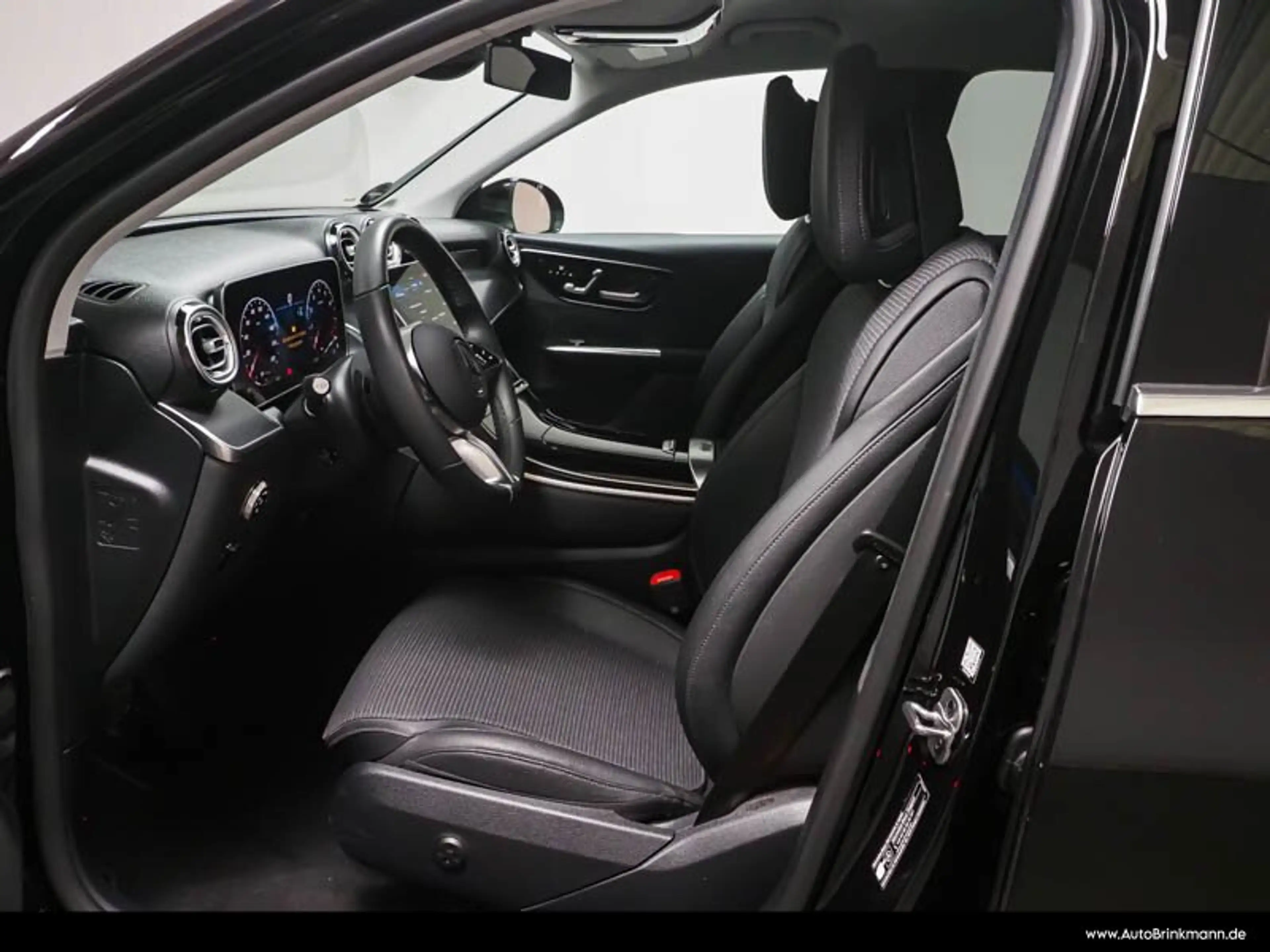Mercedes-Benz GLC 200 GLC200 4M AVANTGARDE/ADVANCED+/AHK/MEMORY/KAMERA — photo 6
