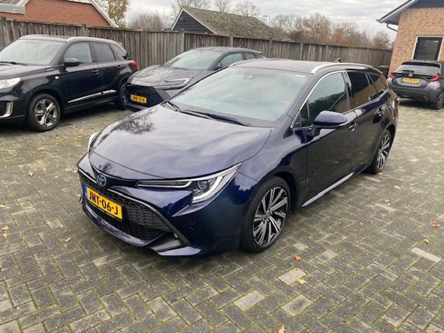 Toyota Corolla 1.8 Hybrid dynamic PARKASSIST KEYLESS DODEHOEK Blauw - 1