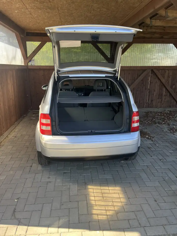 Audi A2 1.4, foto 2