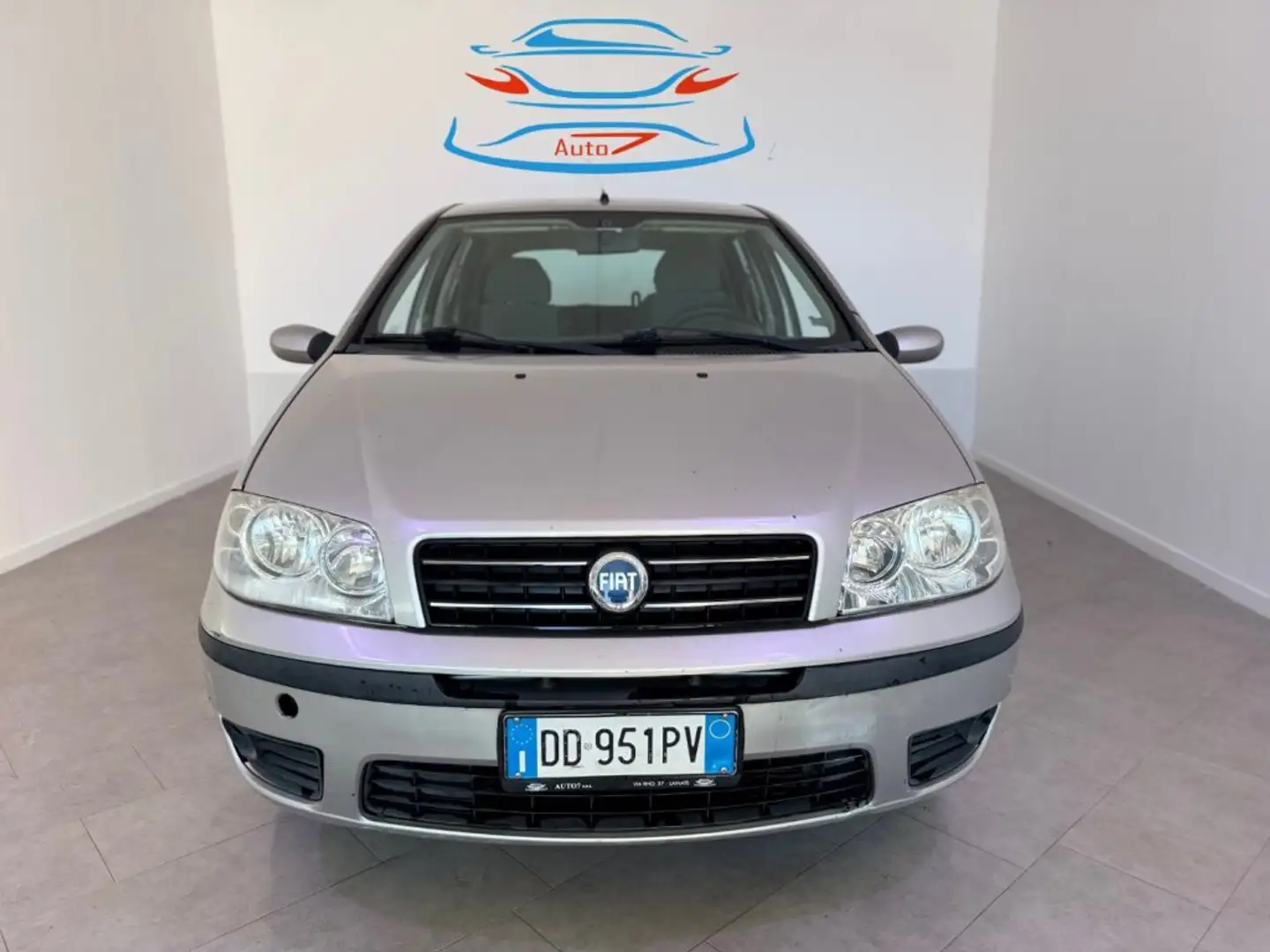 Fiat Punto 1.2 5 porte Dynamic Grigio - 1