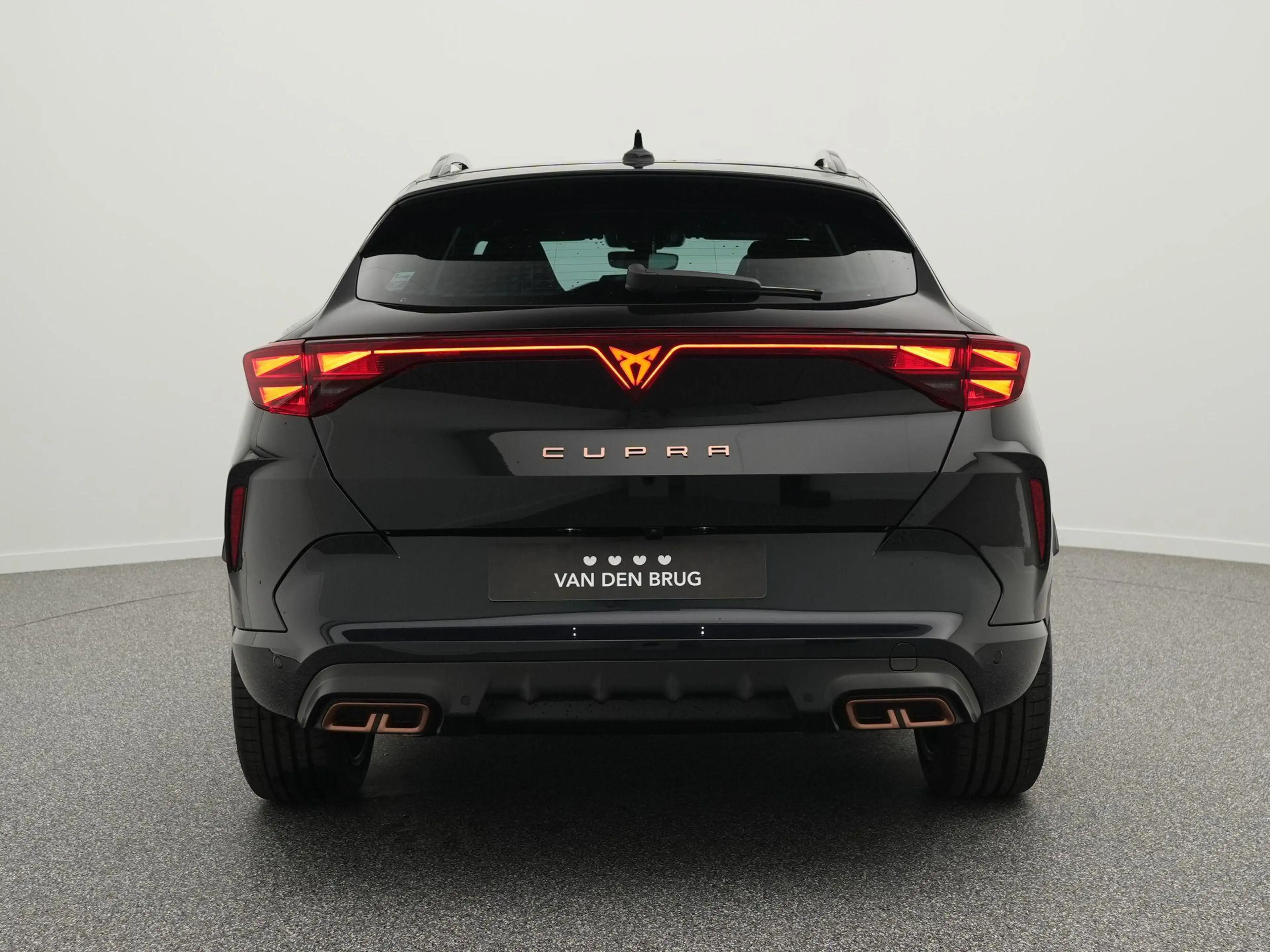 CUPRA Formentor 1.5 TSI e-Hybrid 204PK | Panoramadak | 360 Camera — photo 5