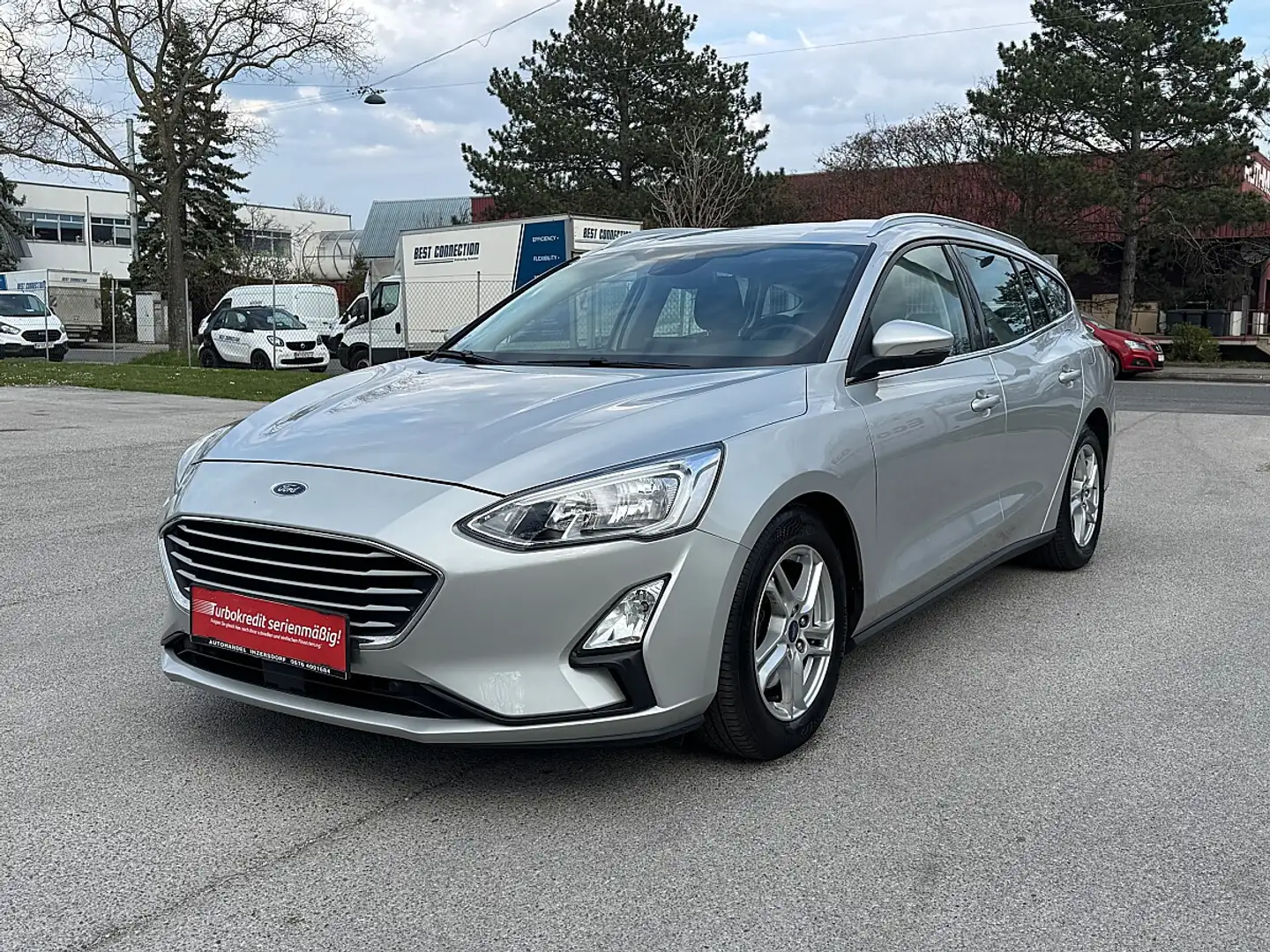Ford Focus Traveller 1,5 EcoBlue  Business / 1BESITZ / NAV... Grau - 1