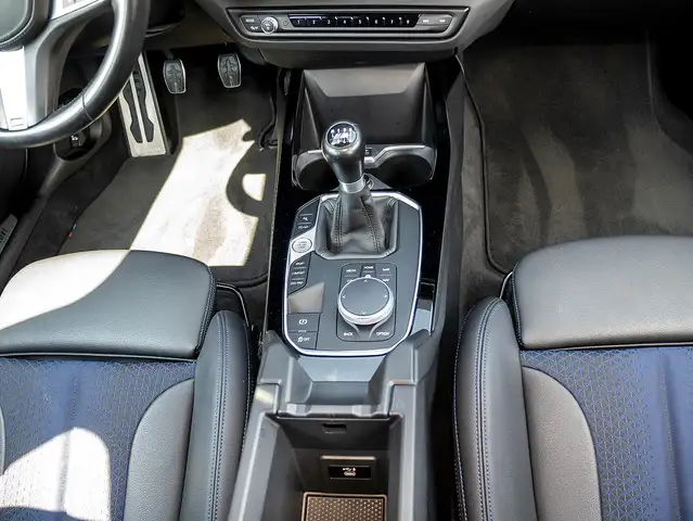 BMW M view 8