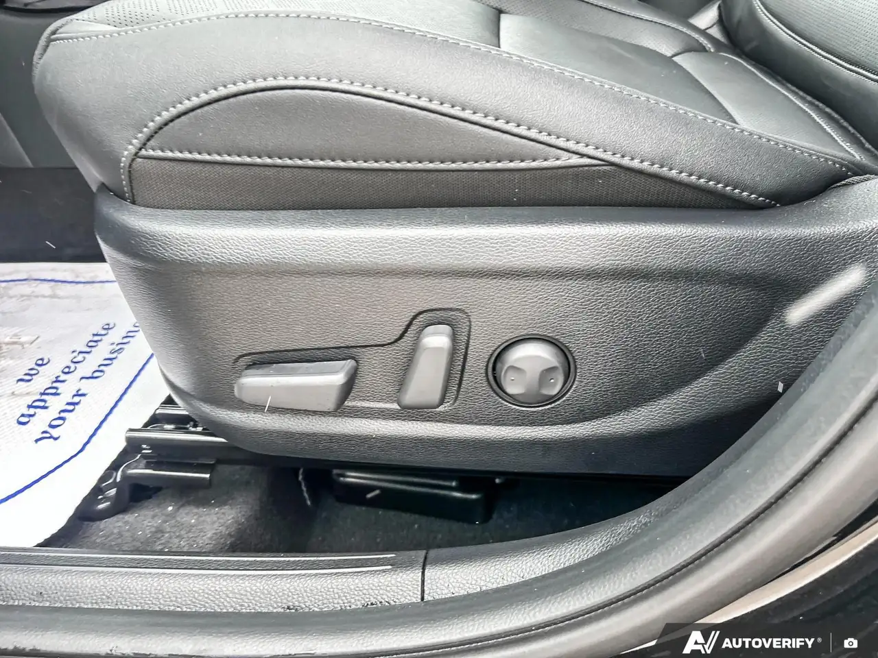 Kia Seltos снимка Kia Seltos