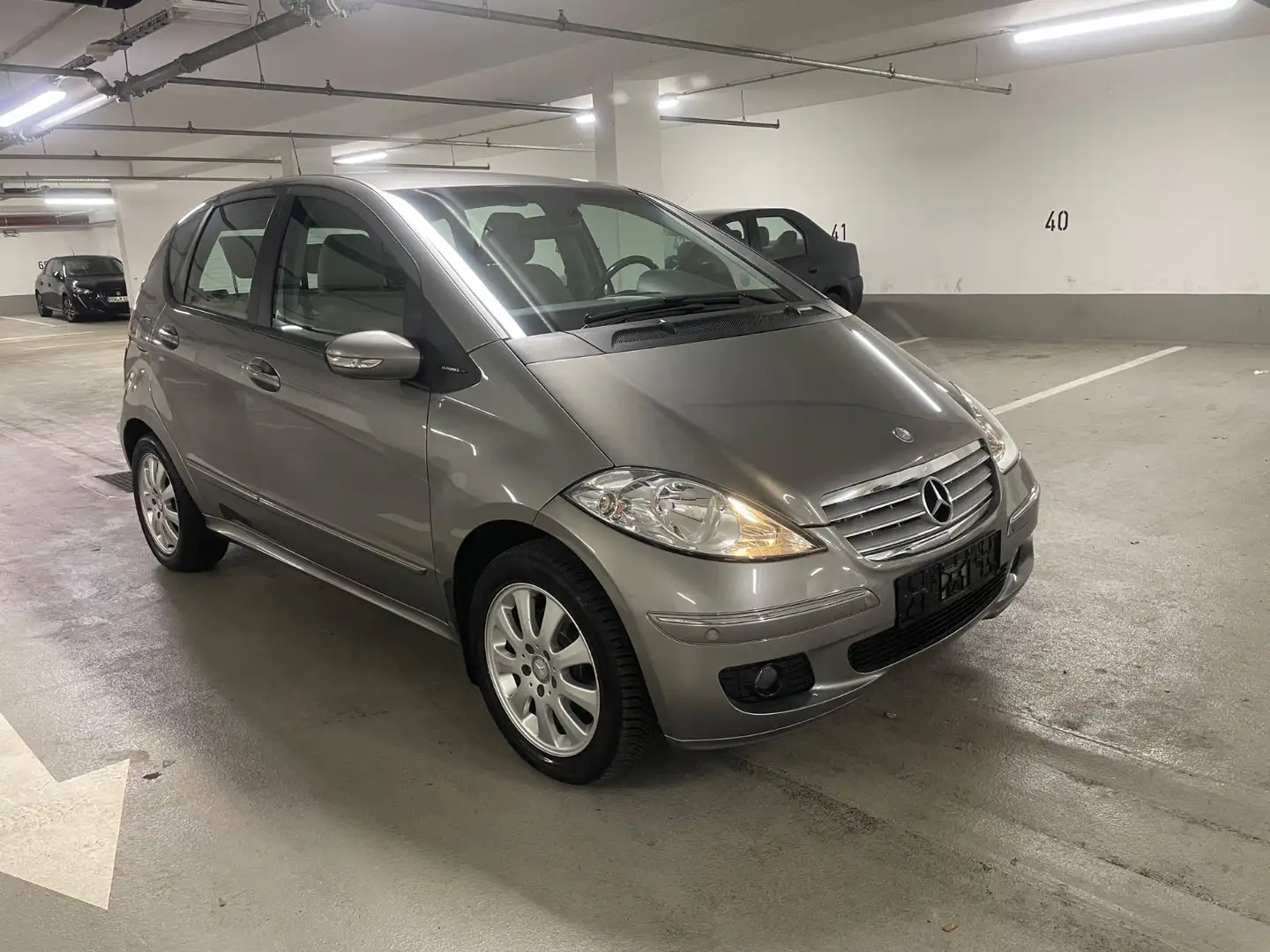 Mercedes-Benz A 200 A A 200 Grau - 2