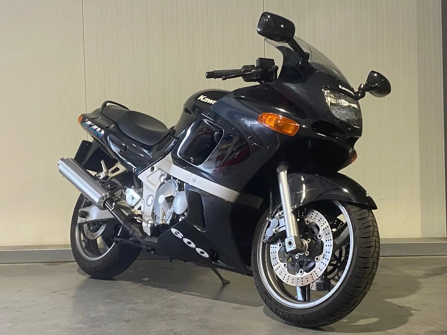 Kawasaki ZZR 600 - Topstaat - Incl. Onderhoudsbeurt Noir - 1