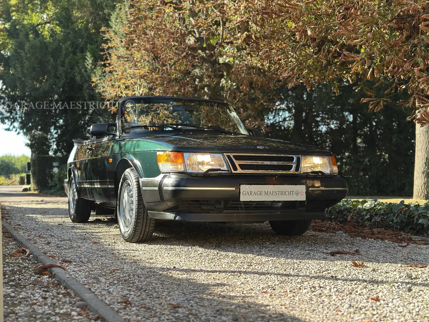 Saab 900 S | Scarabee Green | 1st Paint | 1 Own | Manual Verde - 2