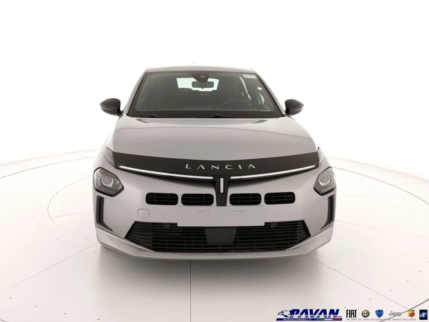 Lancia Ypsilon 1.2 Hybrid e-DCT Grau - 2