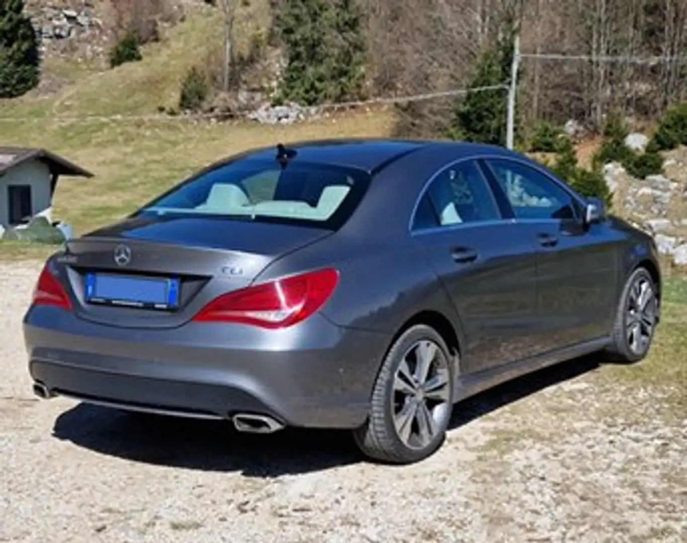 Mercedes-Benz CLA 220 CLA 220 cdi Executive 170cv auto Grigio - 2