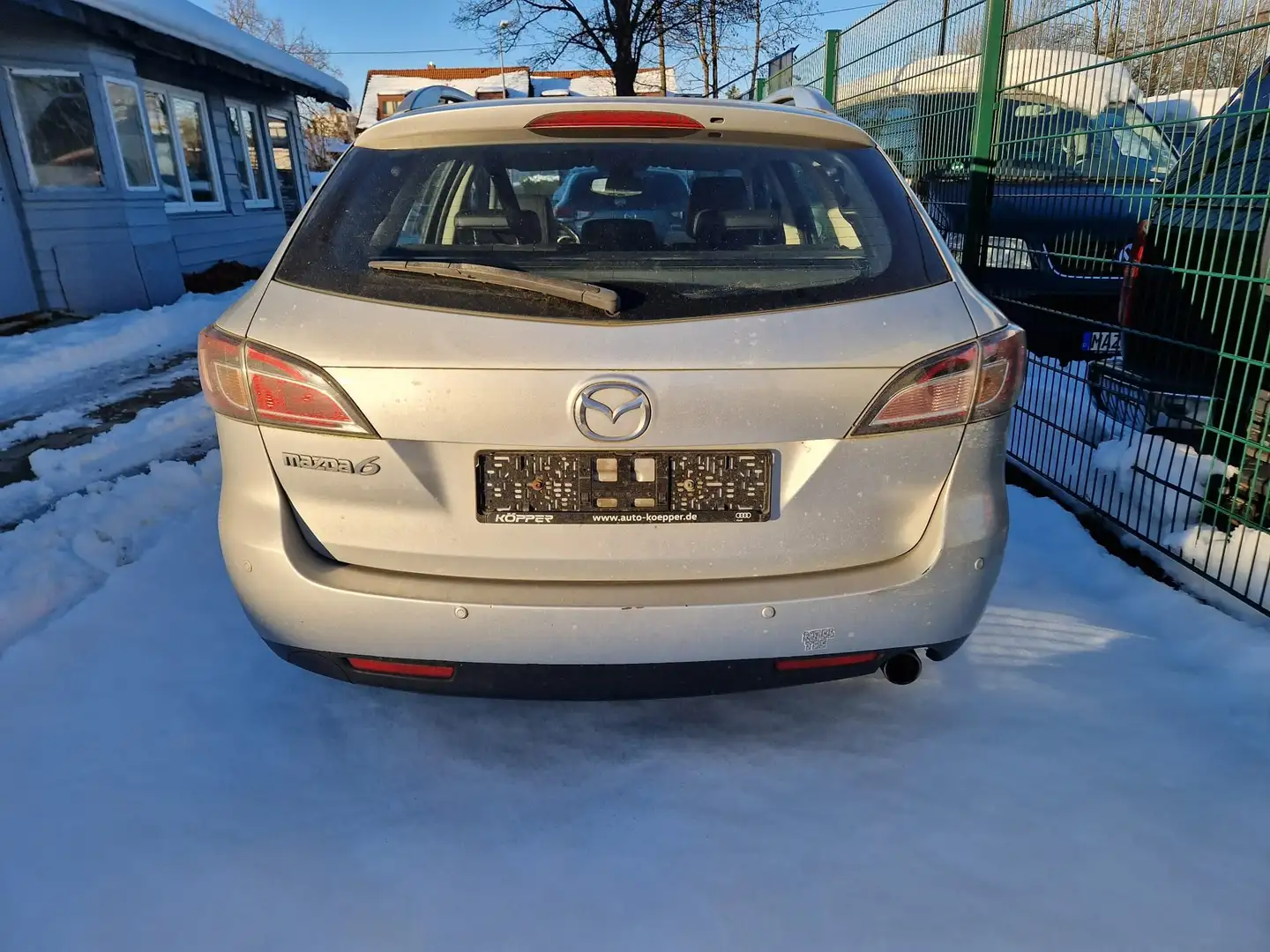 Mazda 6 Sport Kombi 2.2 CD DPF Dynamic Срібний - 2