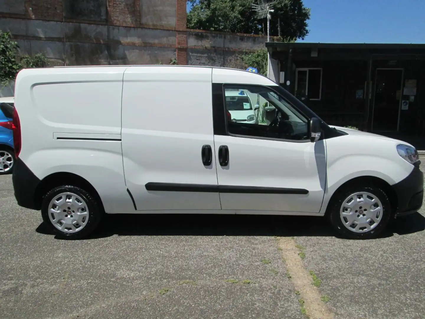 Fiat Doblo Doblò 1.3 MJT PL-TN Cargo Maxi Lamierato Blauw - 2