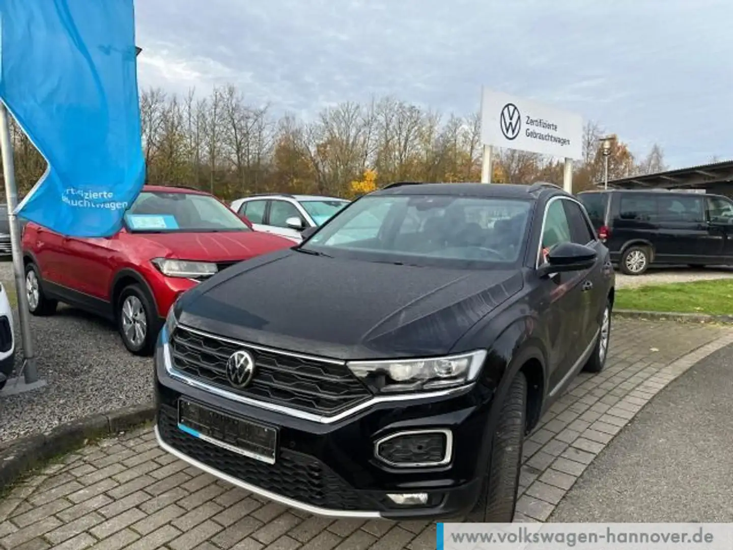Volkswagen T-Roc 1.5 TSI Sport ACC PDC Navi SHZ LED Schwarz - 2