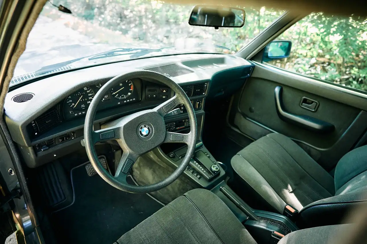 BMW 528, foto 5