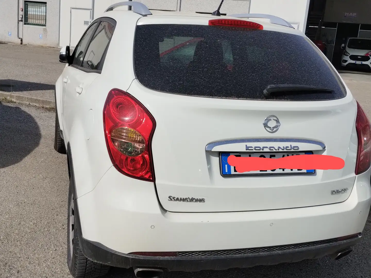 SsangYong Korando Korando 2.0 e-xdi Classy awd auto Wit - 2