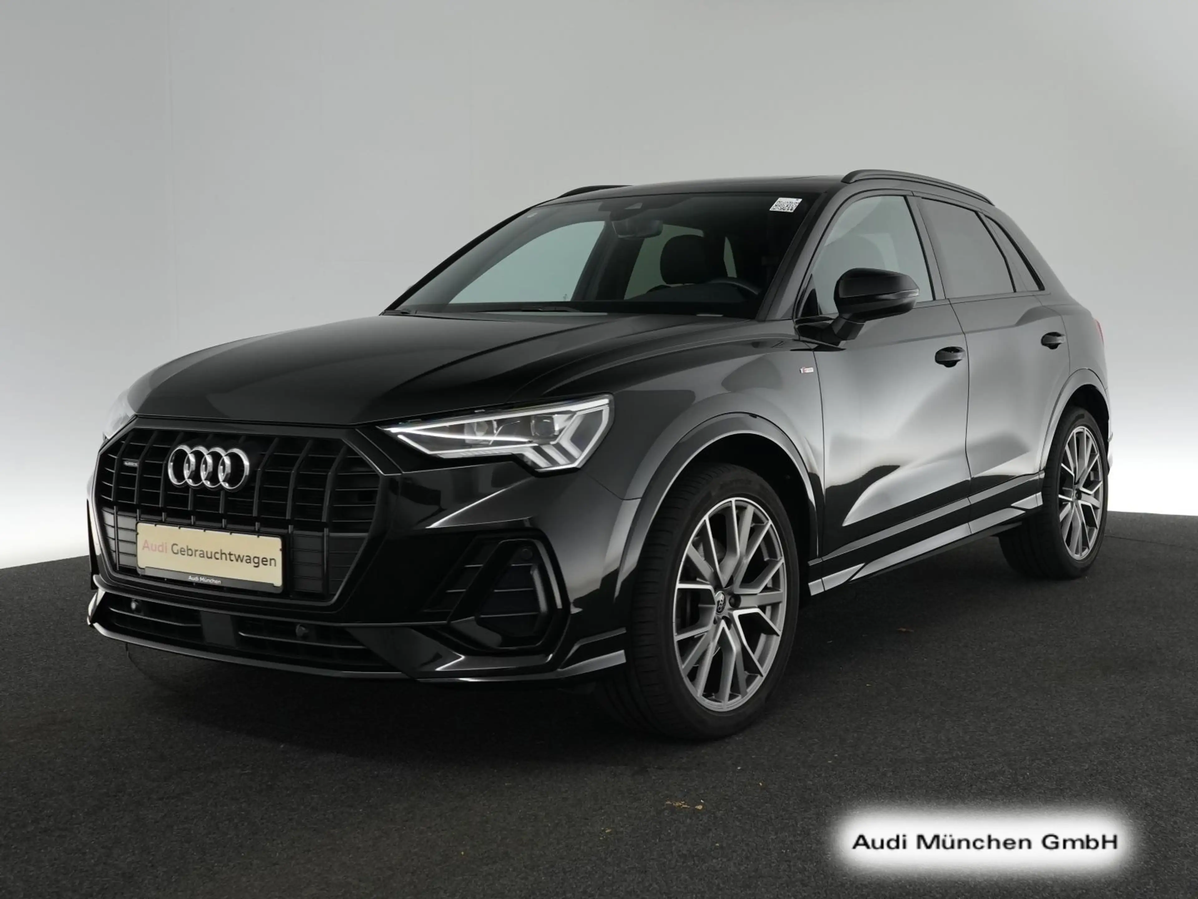 Audi Q3 45 TFSI qu. S tronic 2x S line Pano/AHK/StdHz — photo 5