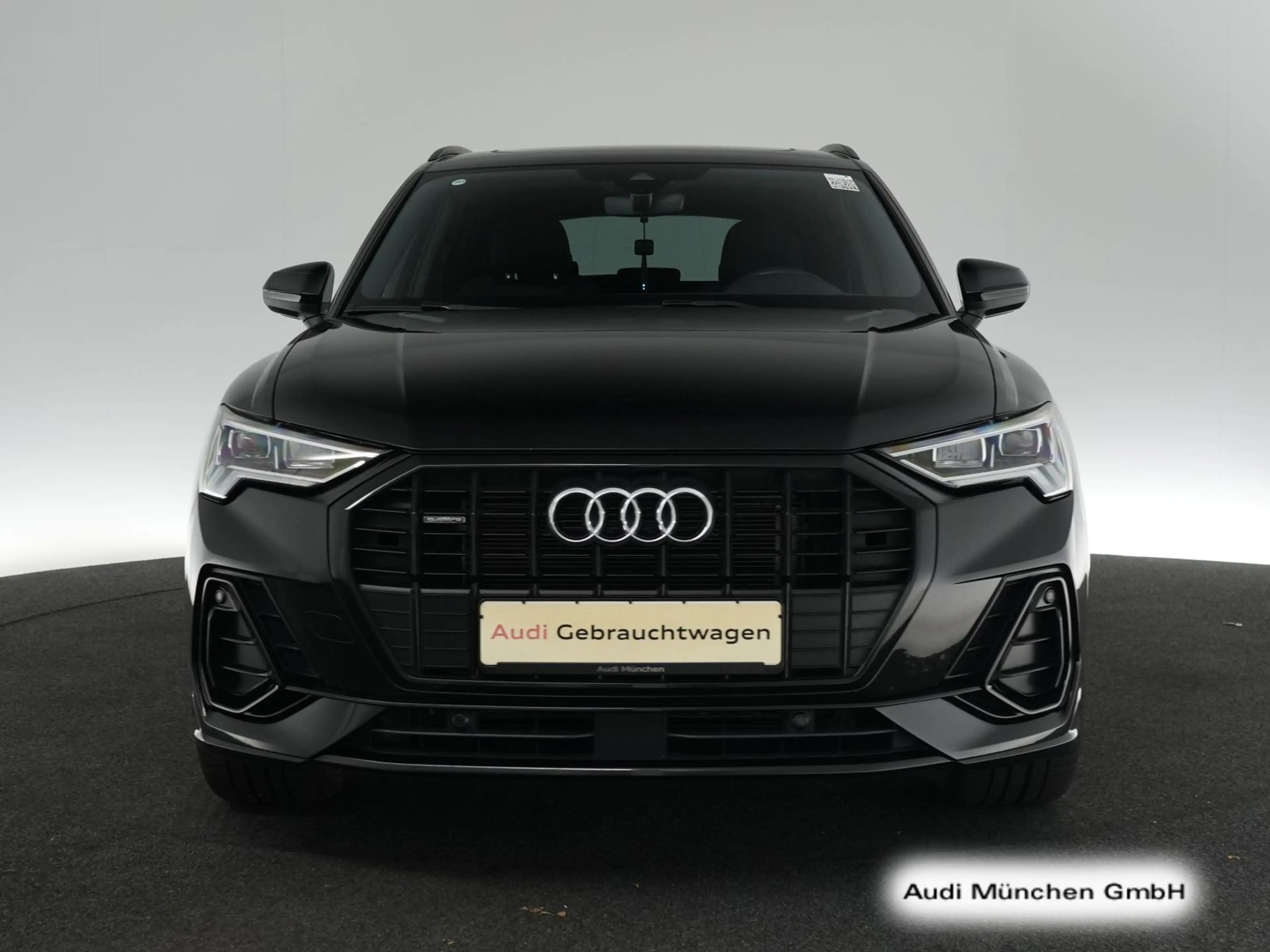Audi Q3 45 TFSI qu. S tronic 2x S line Pano/AHK/StdHz — photo 6