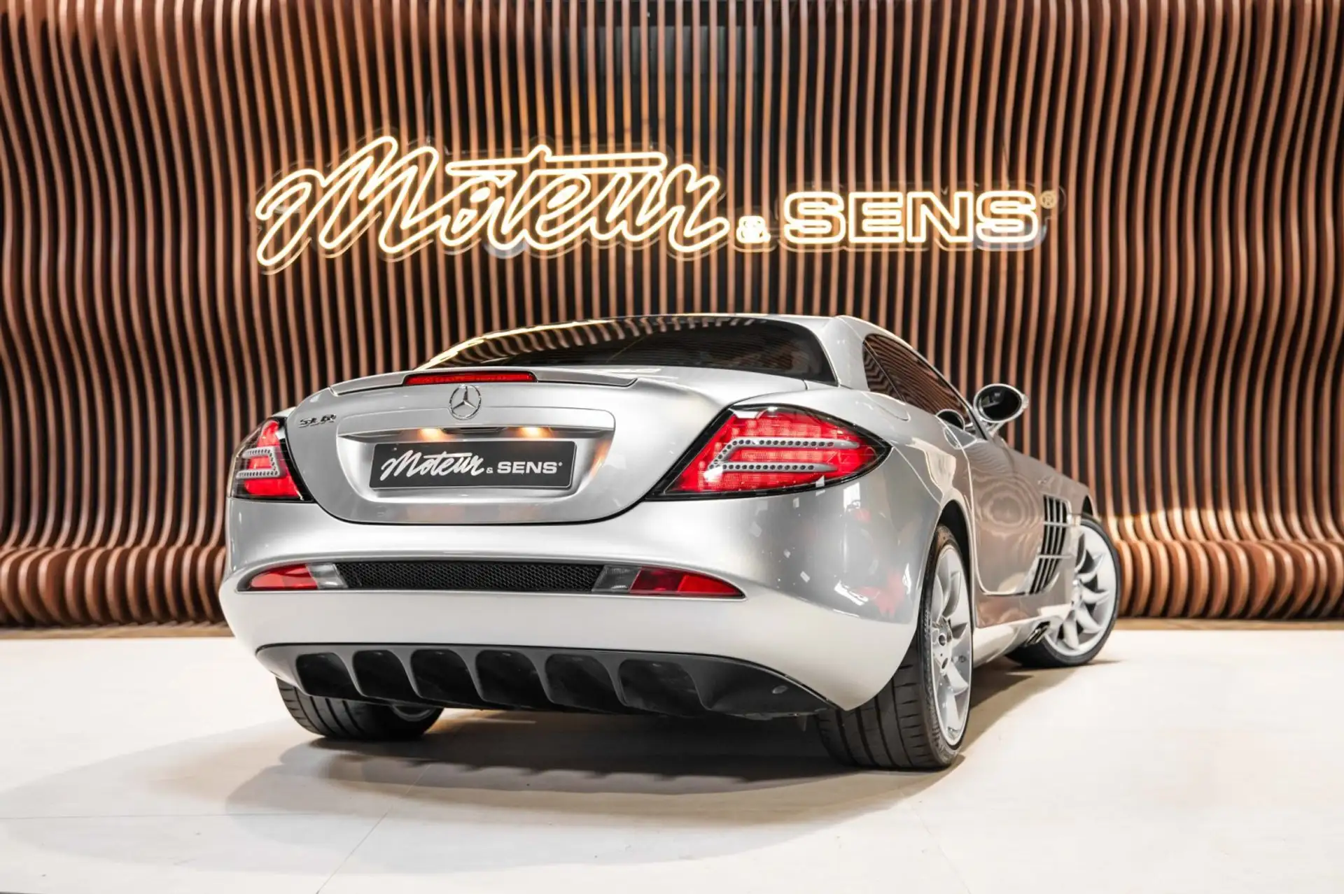 벤츠 SLR McLaren 5.5 2005 실버 사진 2