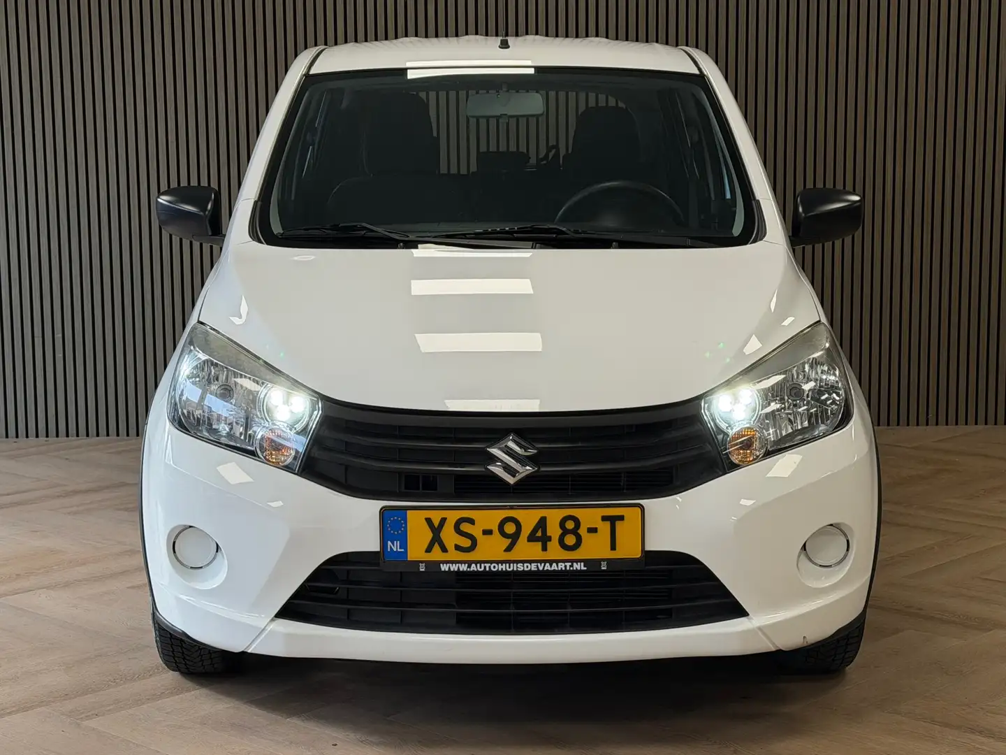 Suzuki Celerio 1.0 Comfort TREKHAAK START/STOP BLUETOOTH AUX USB Weiß - 2