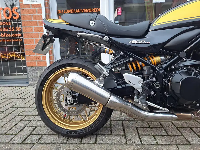 Kawasaki Z900RS - foto 2